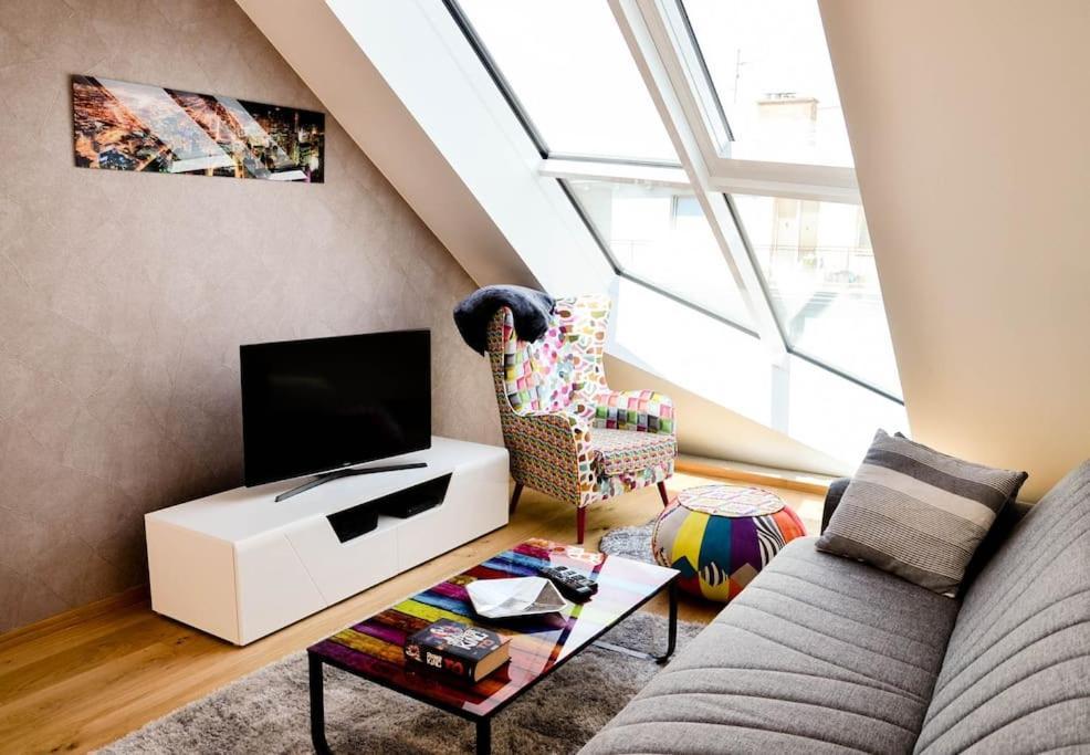 11 New Design Apartment