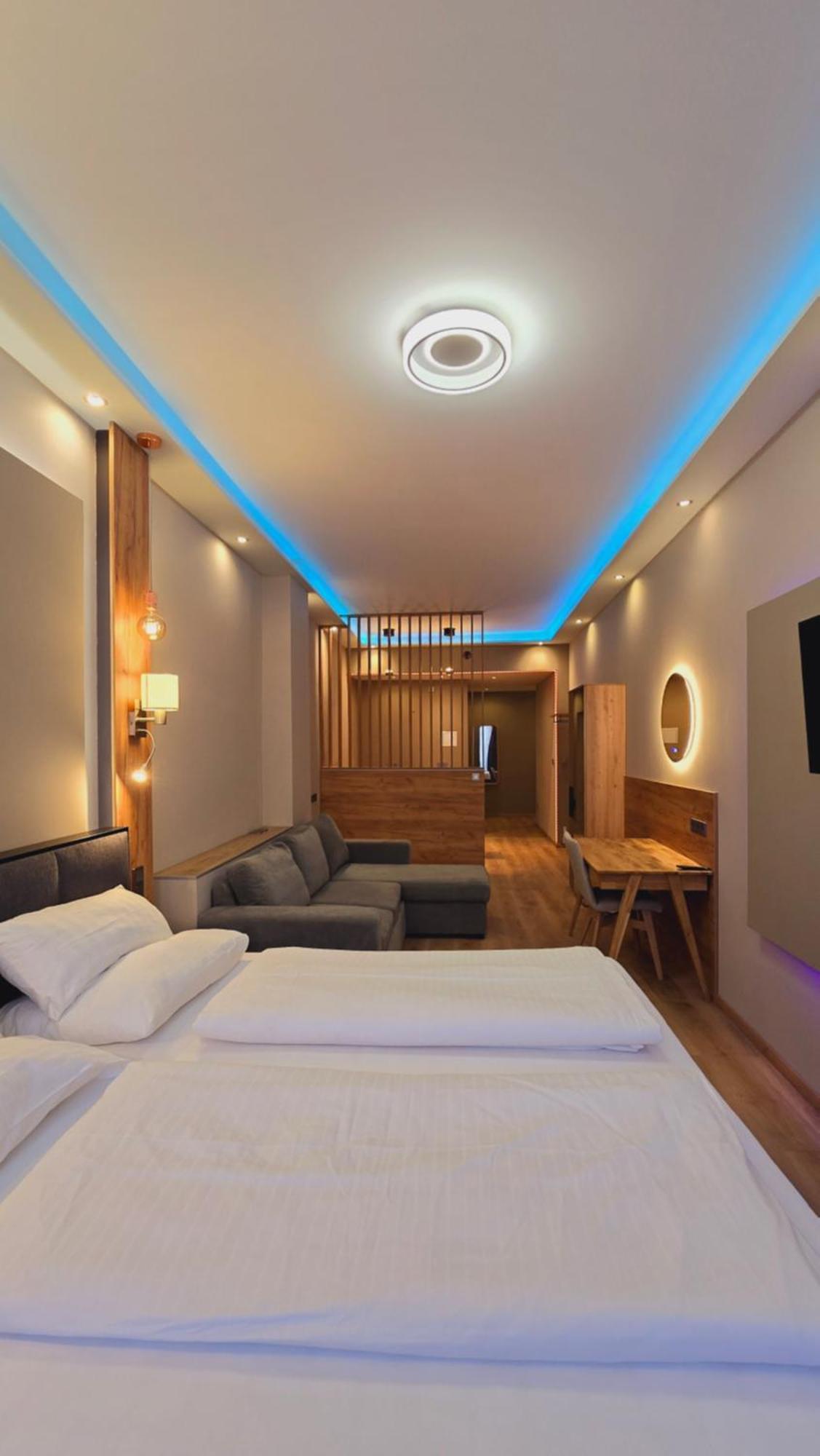 Palais Elegance Hotel