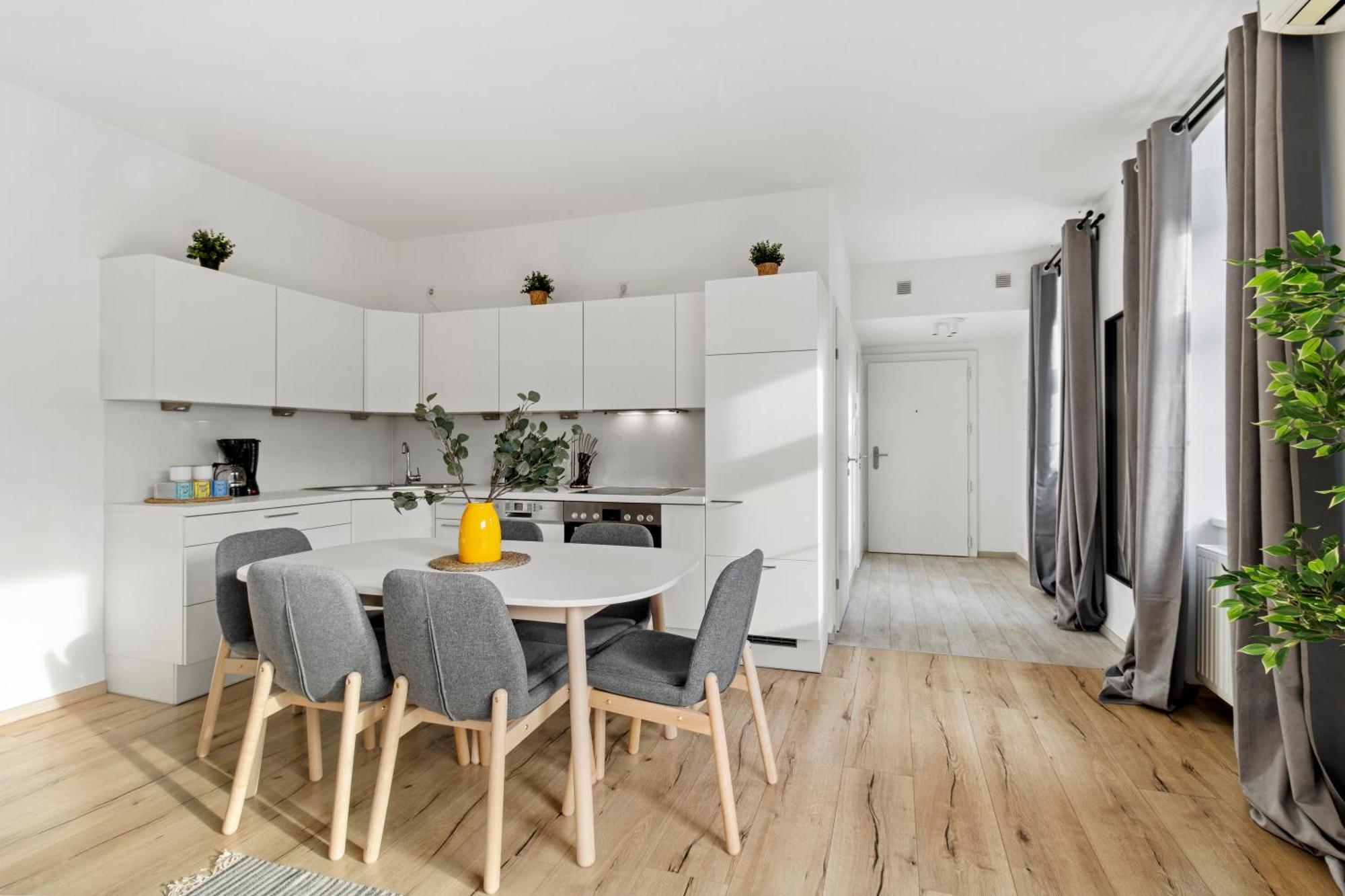 Apartment Terrace - 75 M² - Near Wiener Stadthalle Vienna