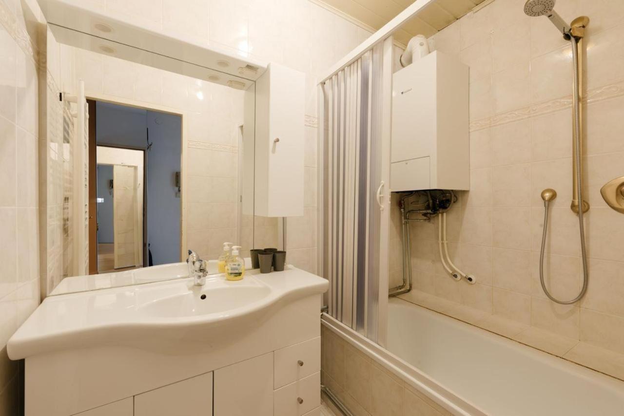 Apartment Zentral Direkt An U-bahn Station *
