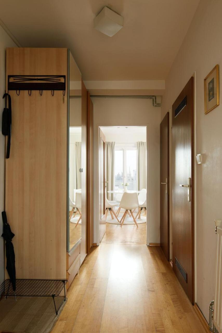 Apartment Zentral Direkt An U-bahn Station Vienna