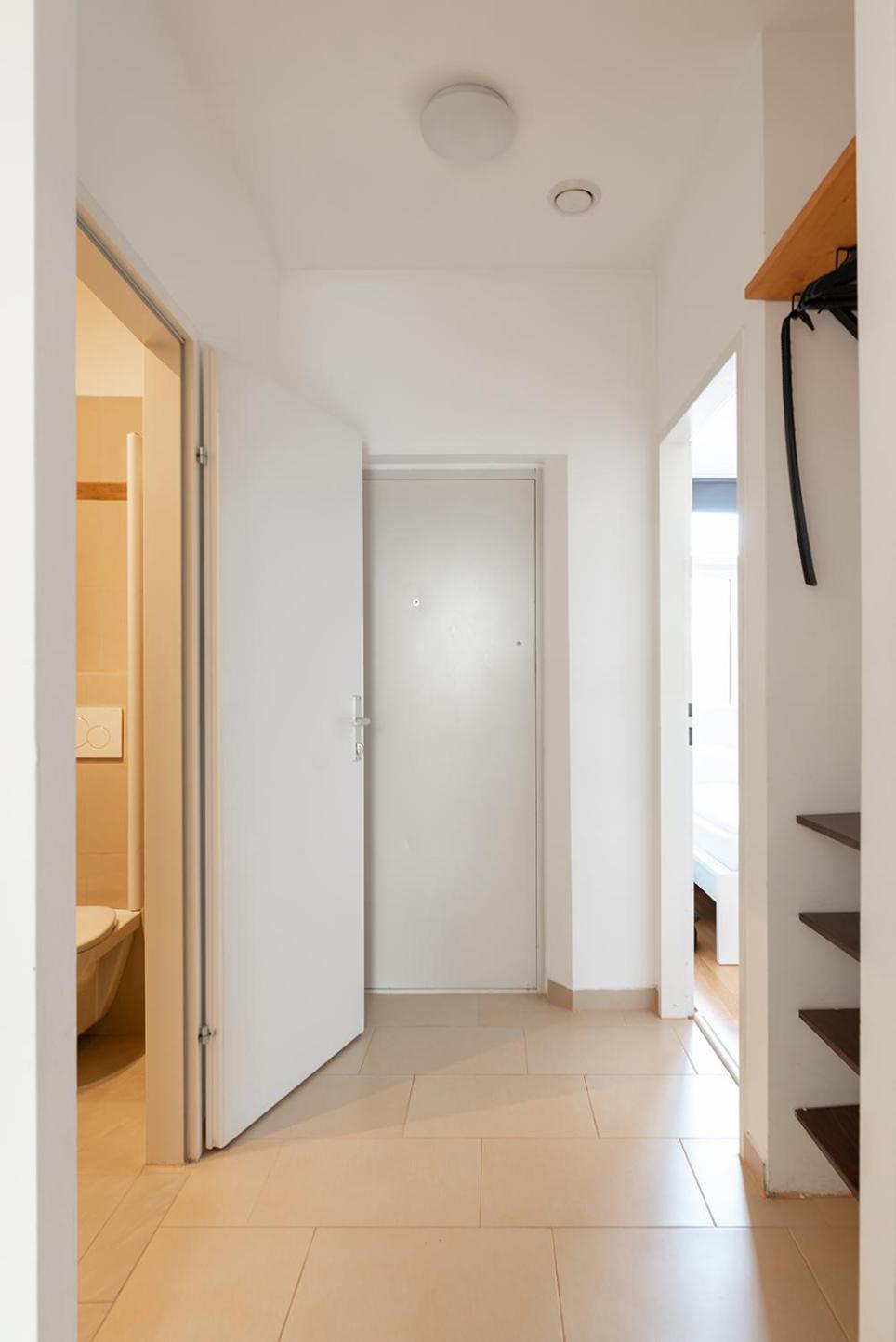 Zentral Und Ruhig Bei Schoenbrunn Apartment *
