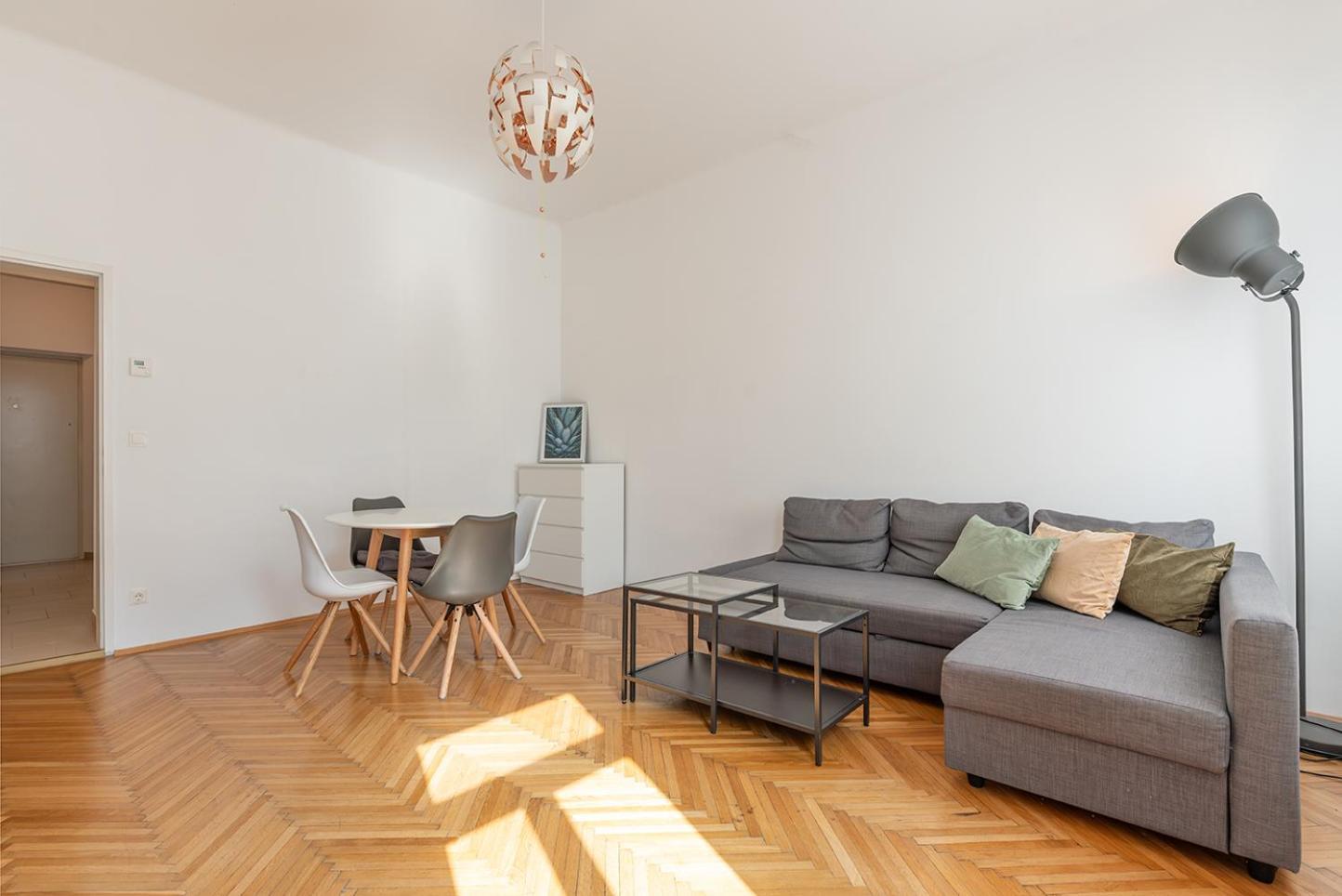 Apartment Zentral Und Ruhig Bei Schoenbrunn