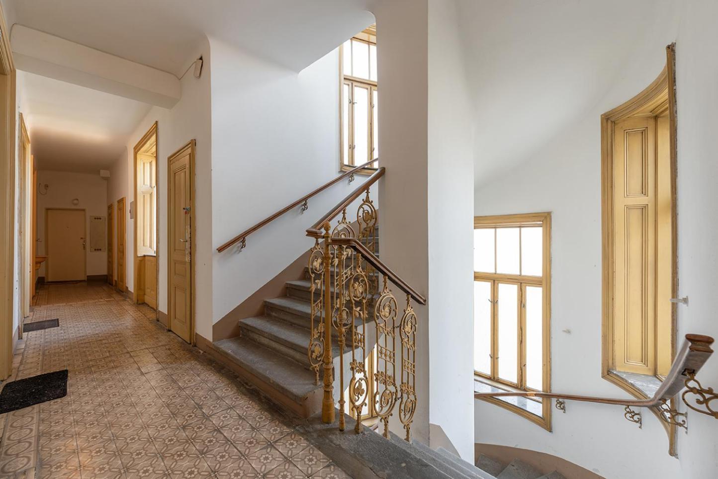 Apartment Zentral Und Ruhig Bei Schoenbrunn Vienna
