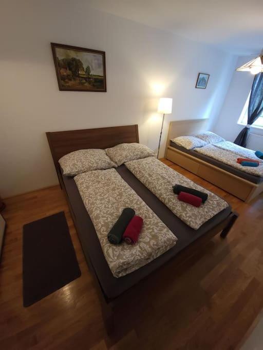 Apartment Sweet *