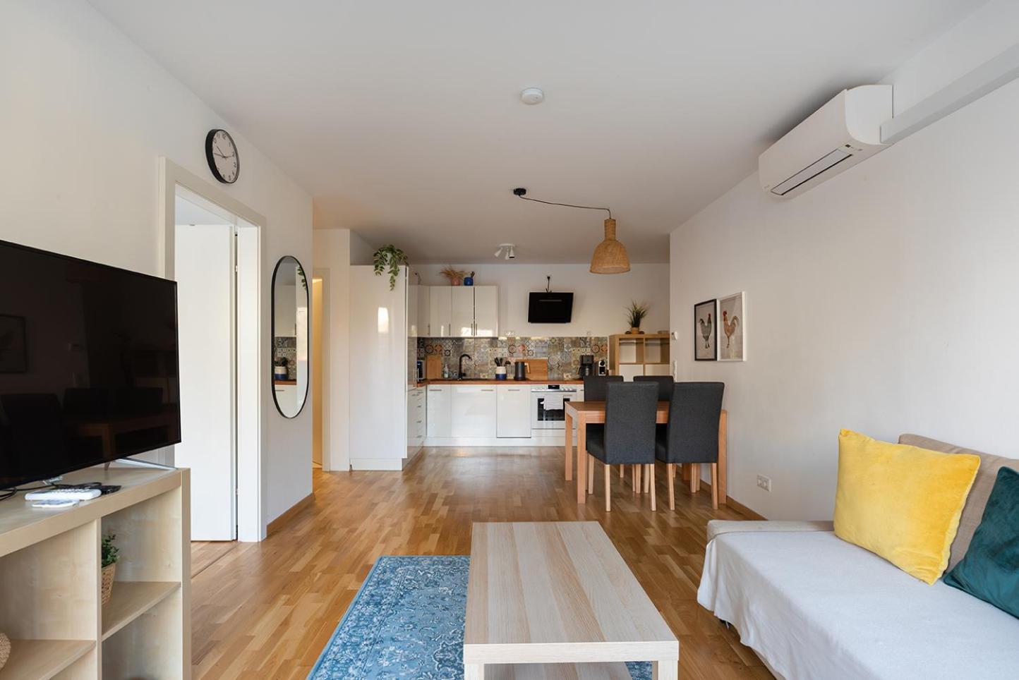 Apartment Schoenes Mit Garten Und Tiefgarage *