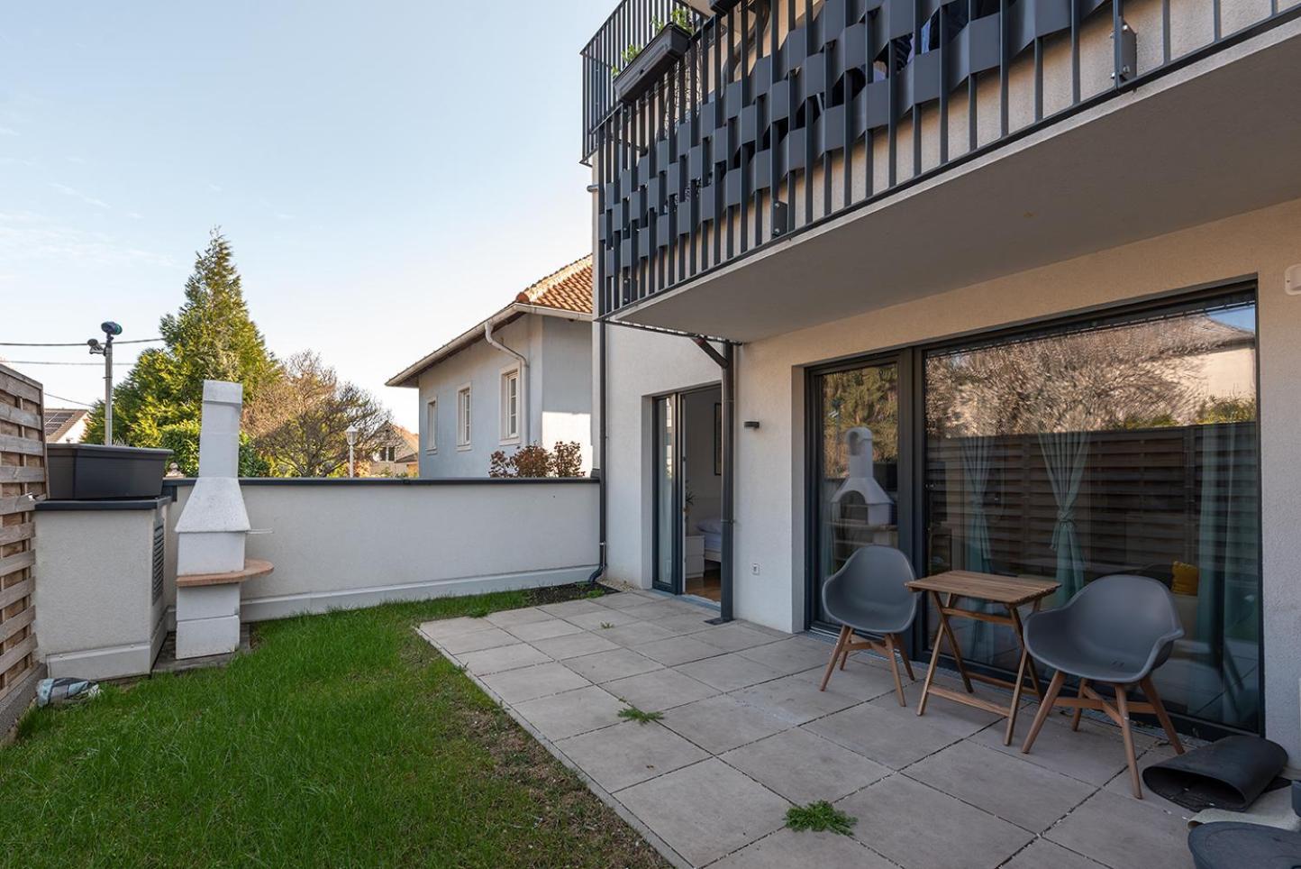 Apartment Schoenes Mit Garten Und Tiefgarage *
