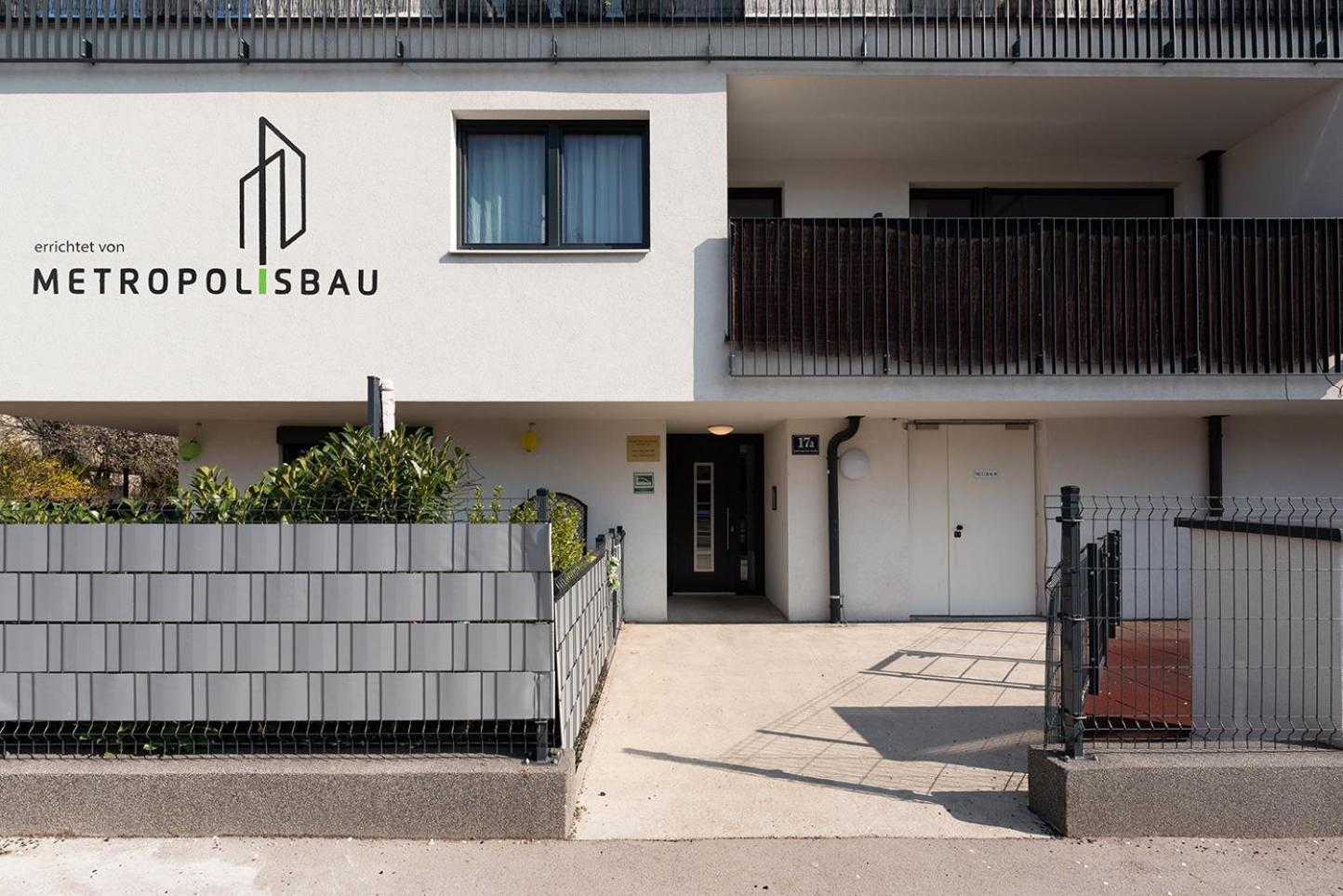 Apartment Schoenes Mit Garten Und Tiefgarage