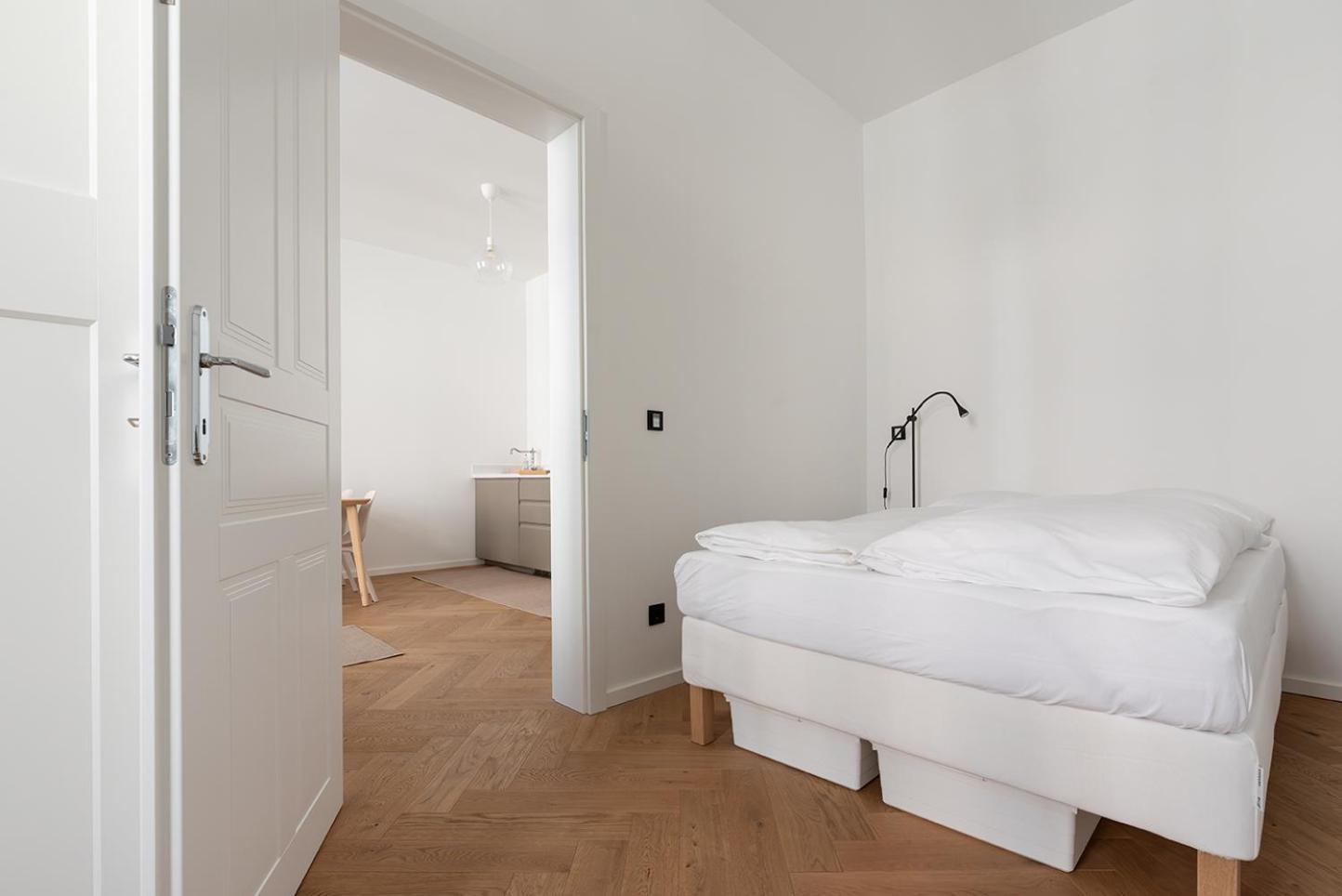 Apartment Modern Wohnen Im Renovierten Stil-altbau *
