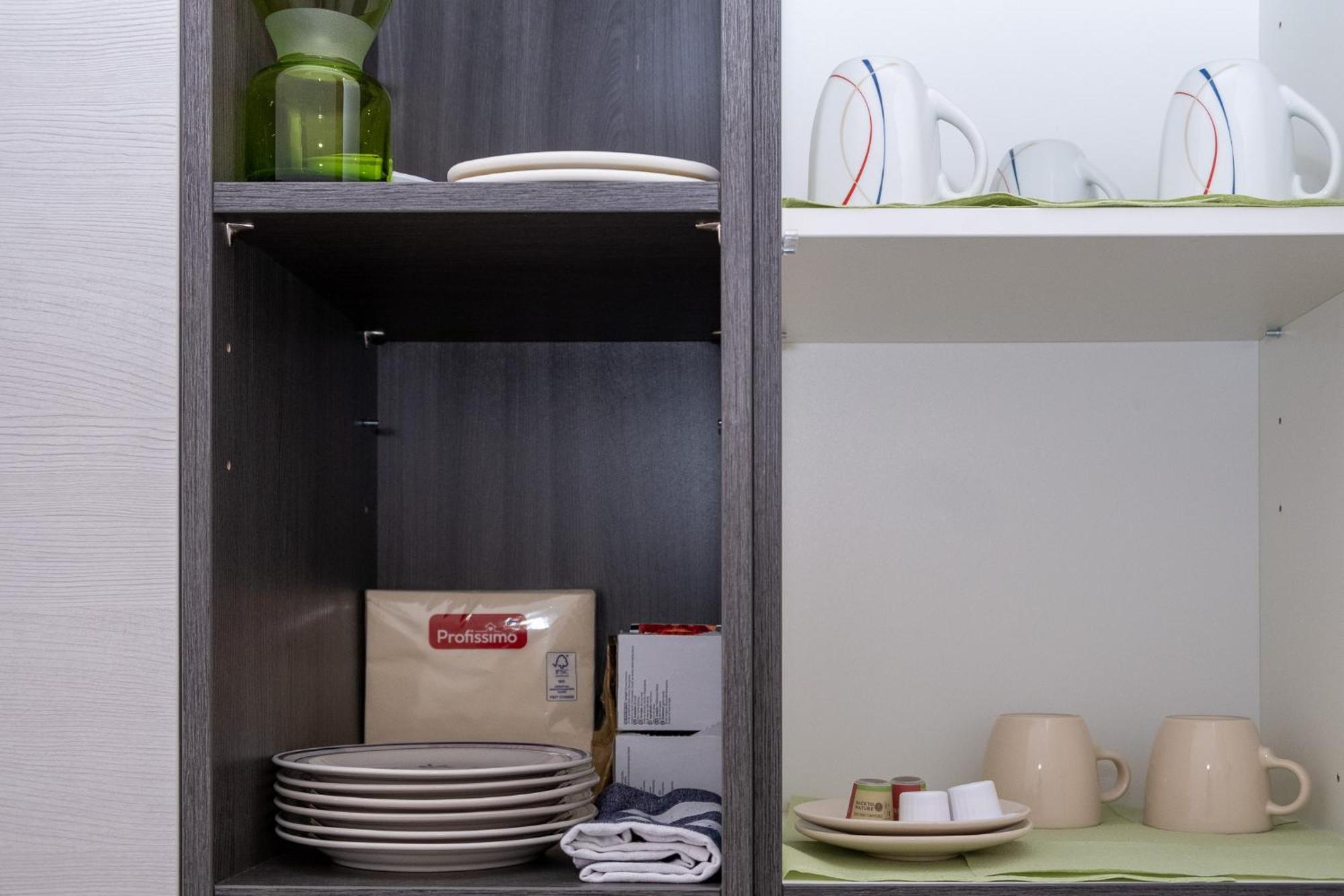Apartment Sweet *