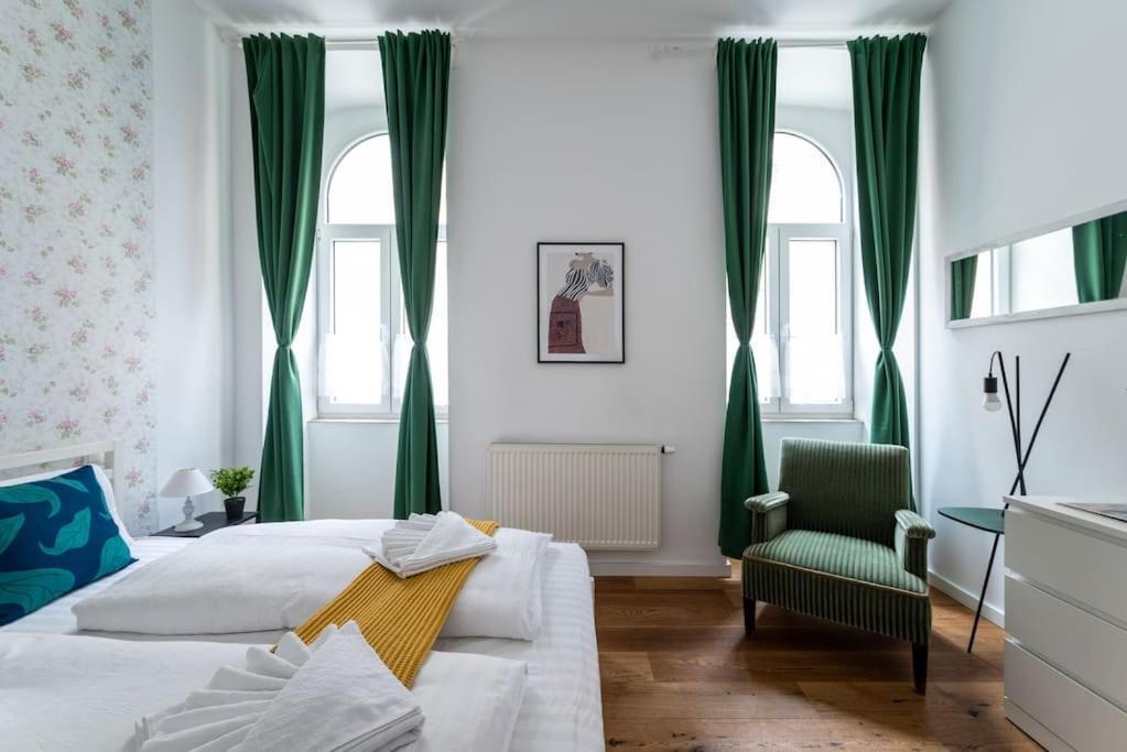 Sleek 1br Flat Near Center By Hm * Viena