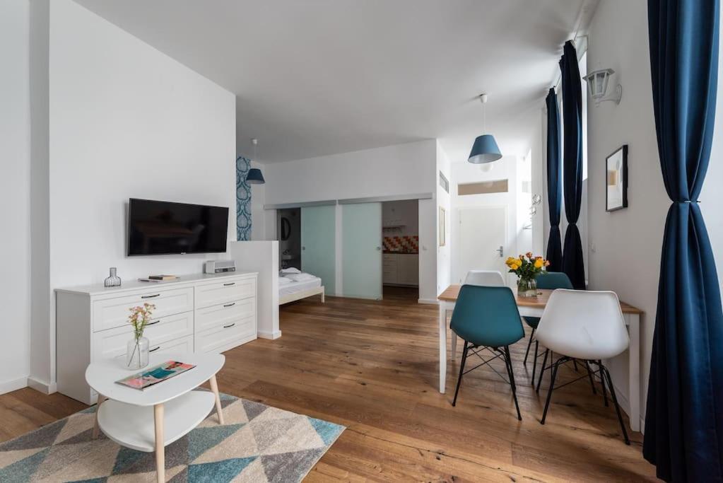 Chic Near Metro & Center By Hm Apartment Vienna