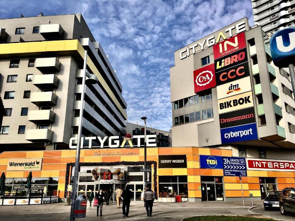 Spacious 1br With Balcony Above Citygate Shopping Complex With Metro Access Apartamento *