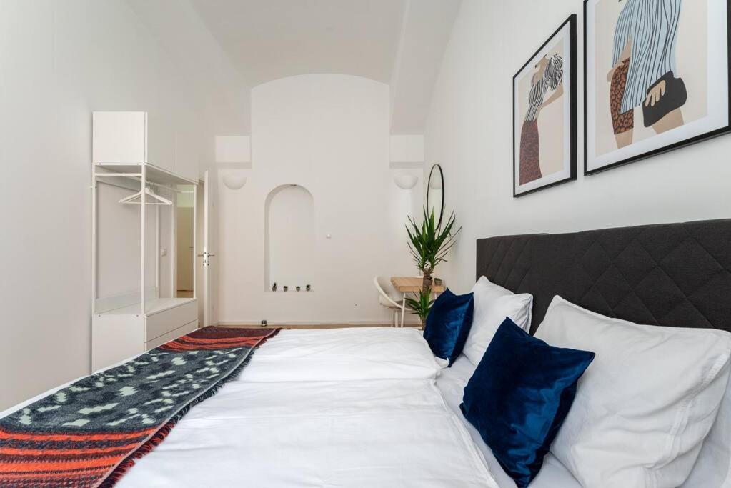 Family 2br Oasis Steps From By Hm Vienna