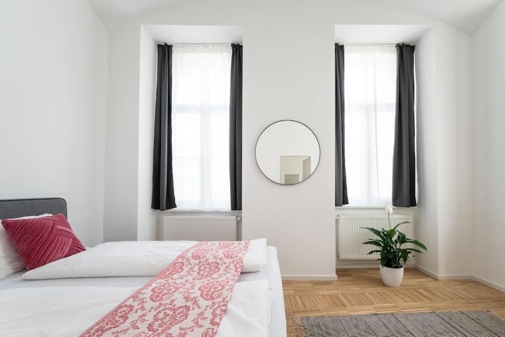 Spacious 2br Near Attractions By Hm Apartment Vienna