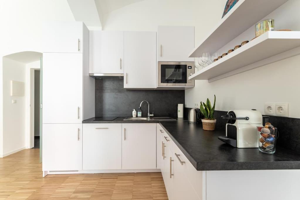 Spacious 2br Near Attractions By Hm Apartment Vienna