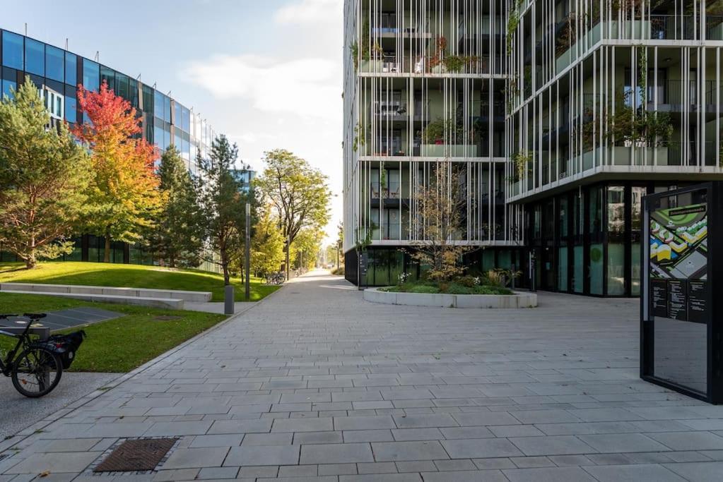 Smart With Terrace By Hm *