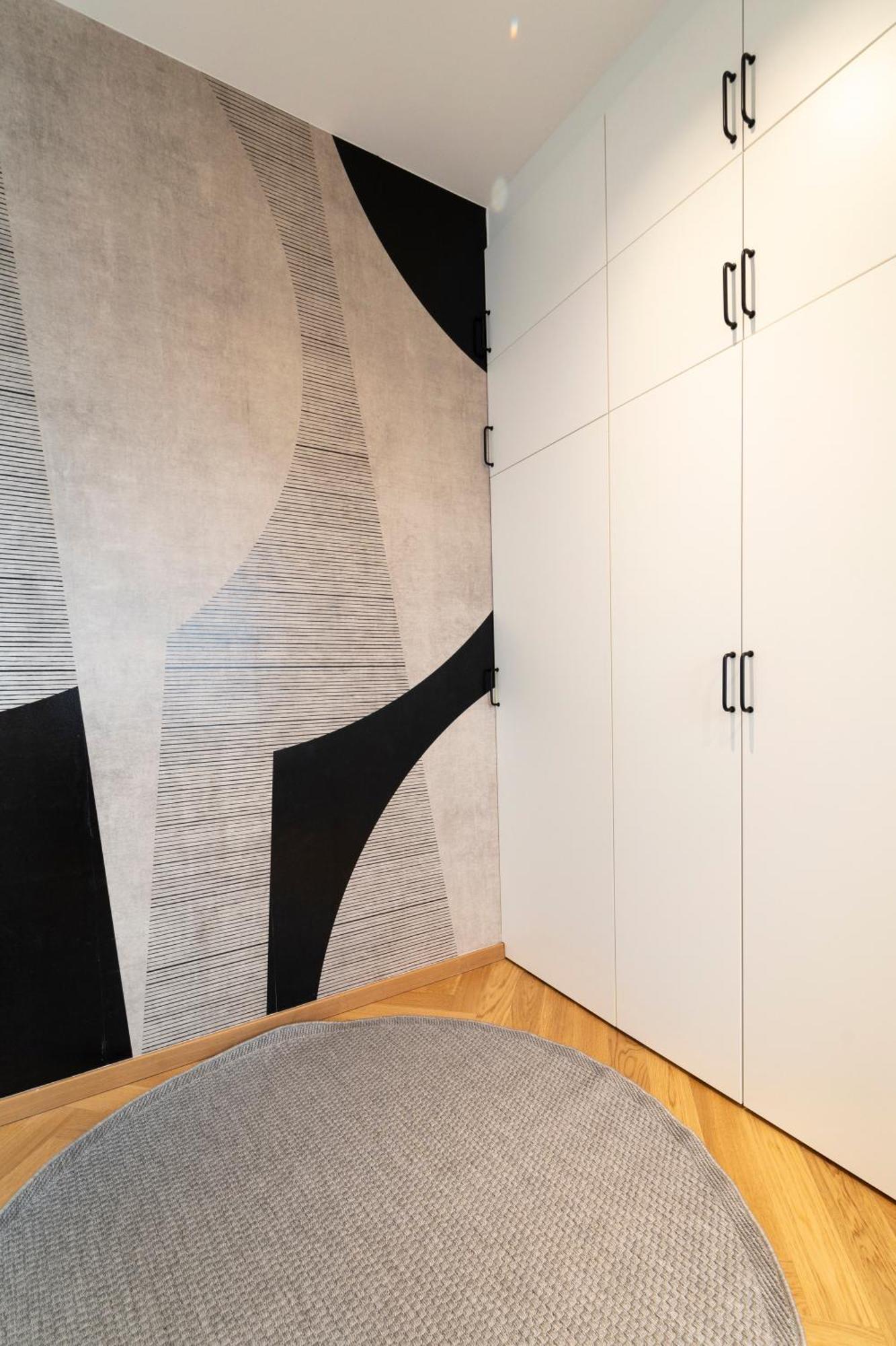 Premium Mit Privatem Balkon I Levestate