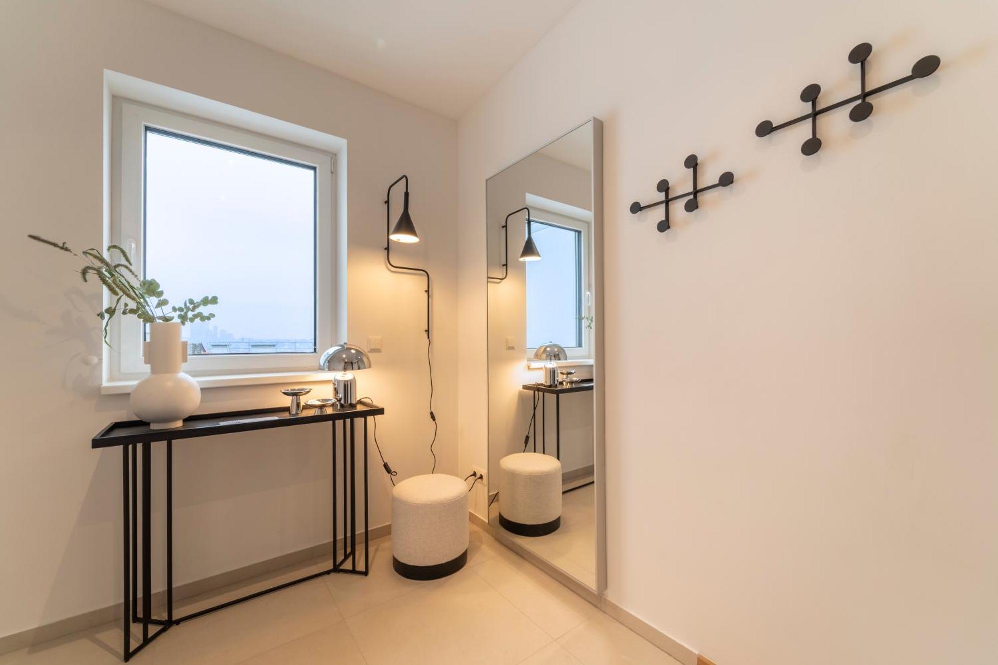 Premium Mit Privatem Balkon I Levestate Vienna