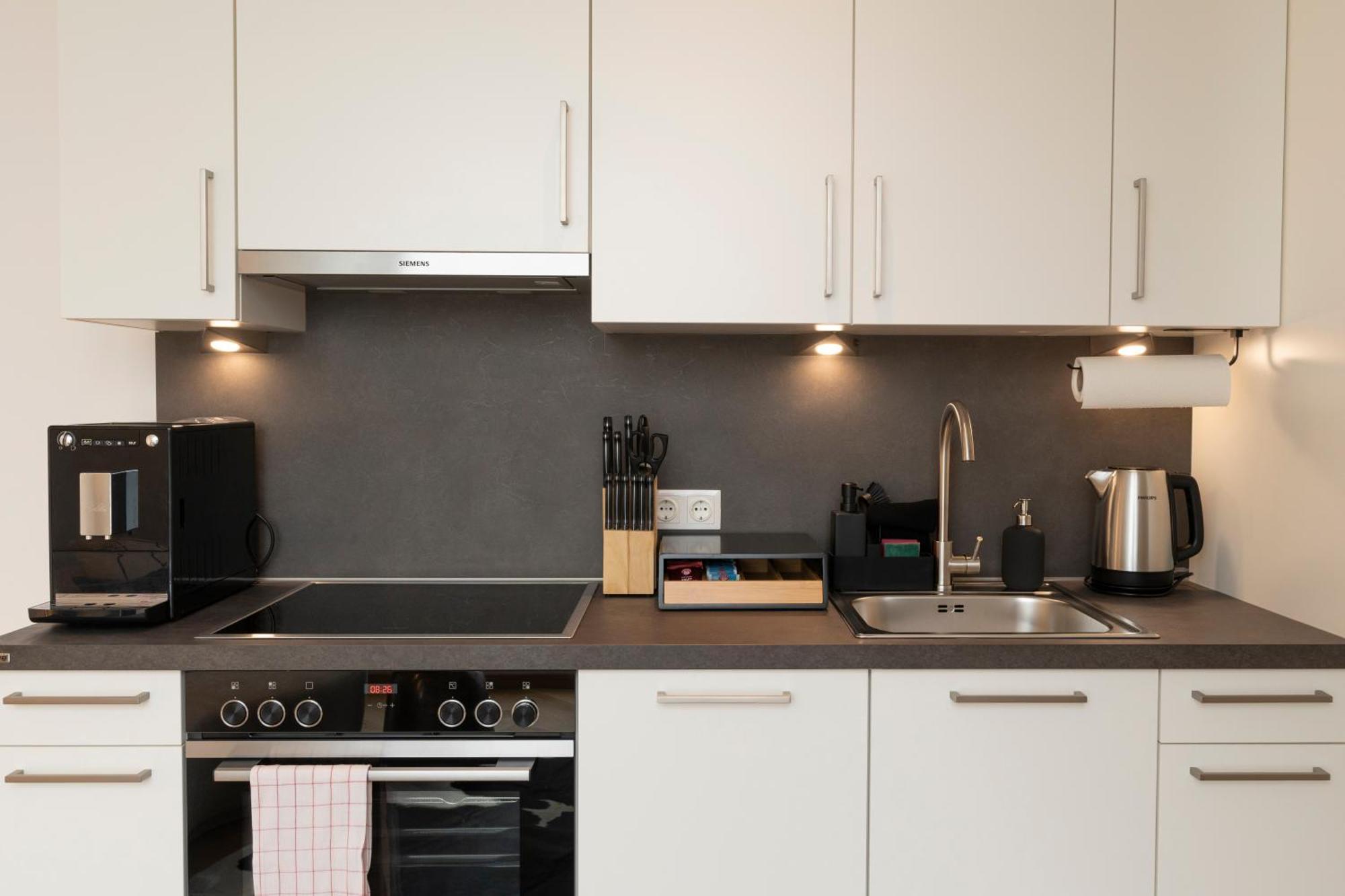 Premium Mit Privatem Balkon I Levestate Apartment *