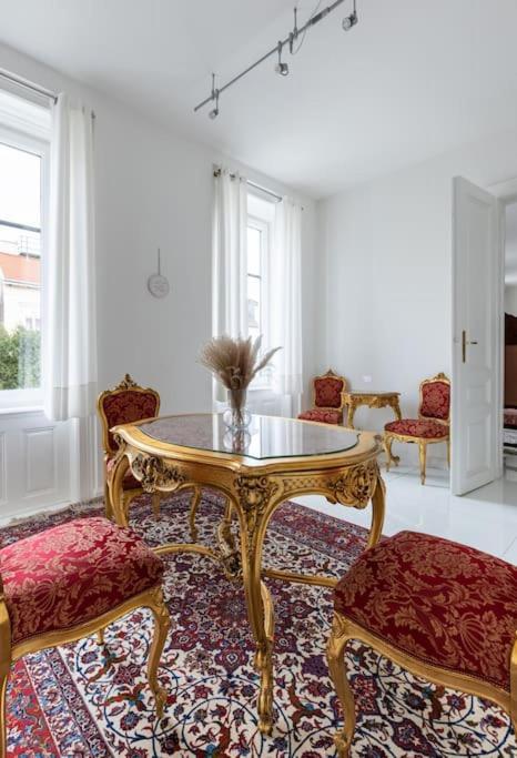 Luxurioes Wohnen Mit Anbindung Ans Zentrum 20 Minuten * Vienna