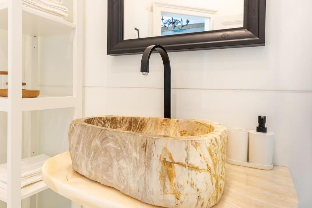 Luxurioes Wohnen Mit Anbindung Ans Zentrum 20 Minuten Apartment *