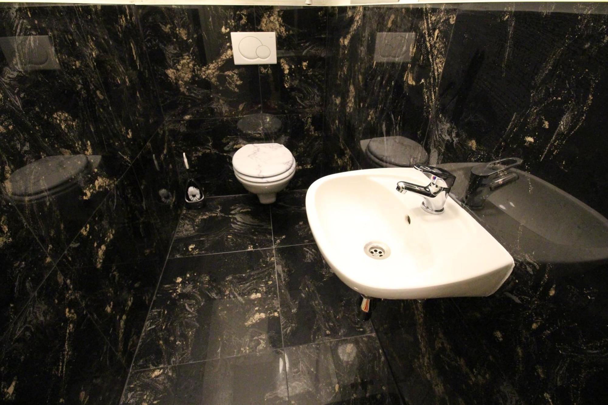 Zx Triple In Meidling Homestay Vienna