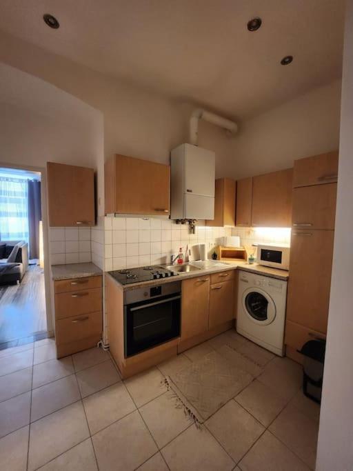Appartamento 》apartment Naehe Zentru *