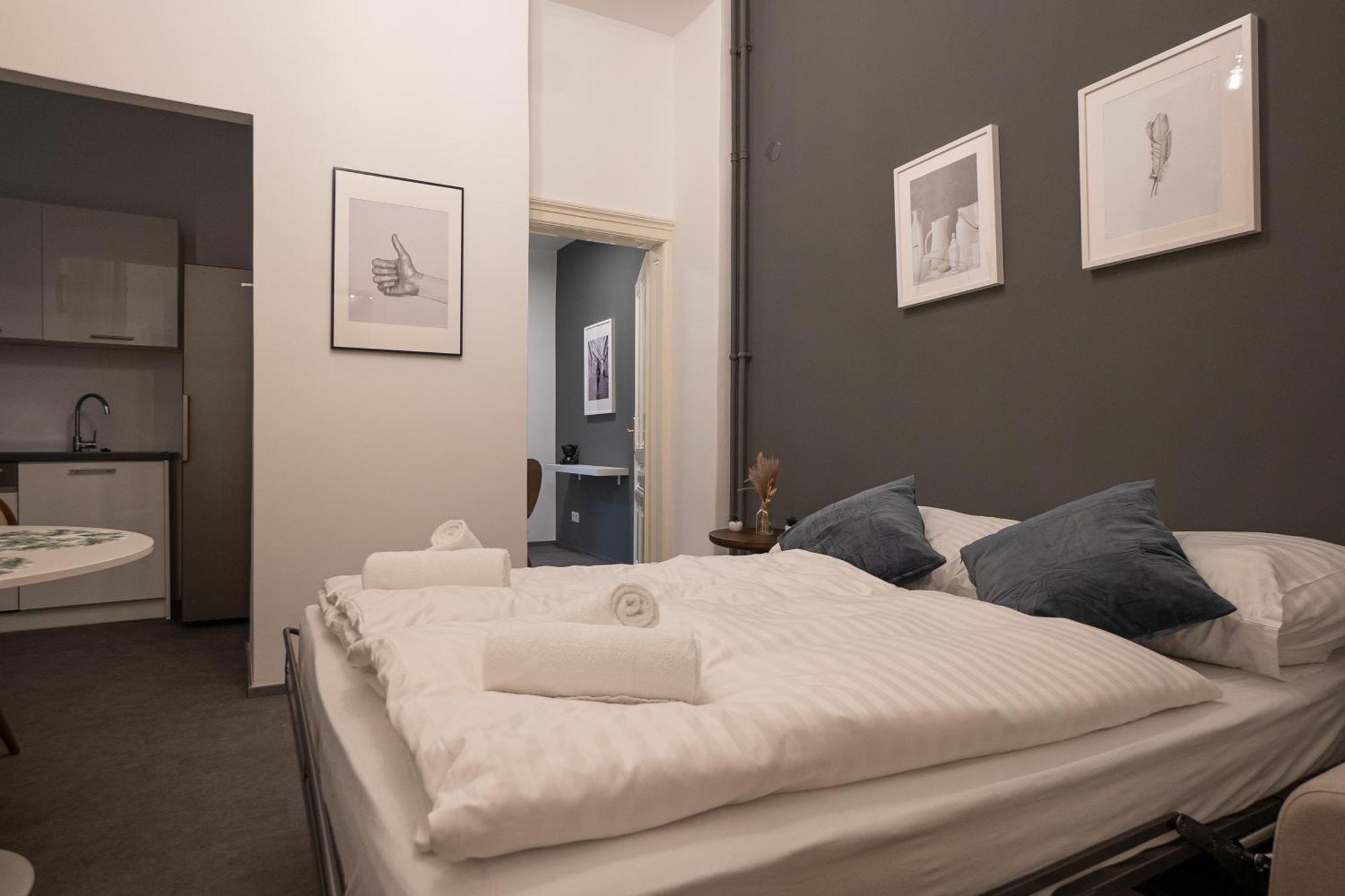 2-room In A 1st District Of Apartment *