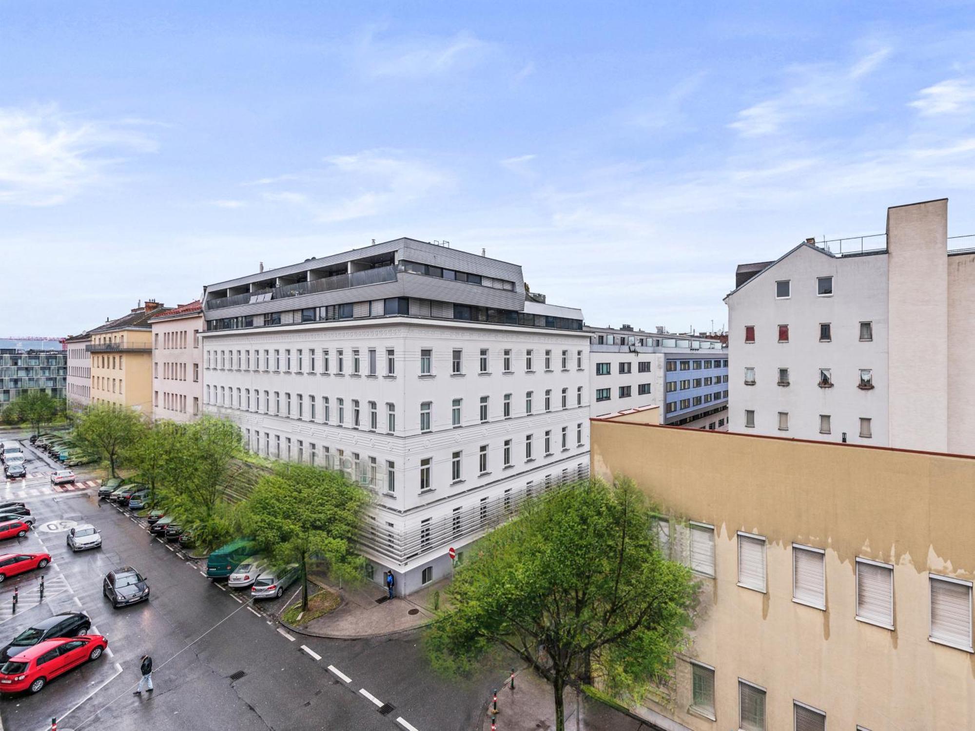 Sky9 Wienerberg Apartment