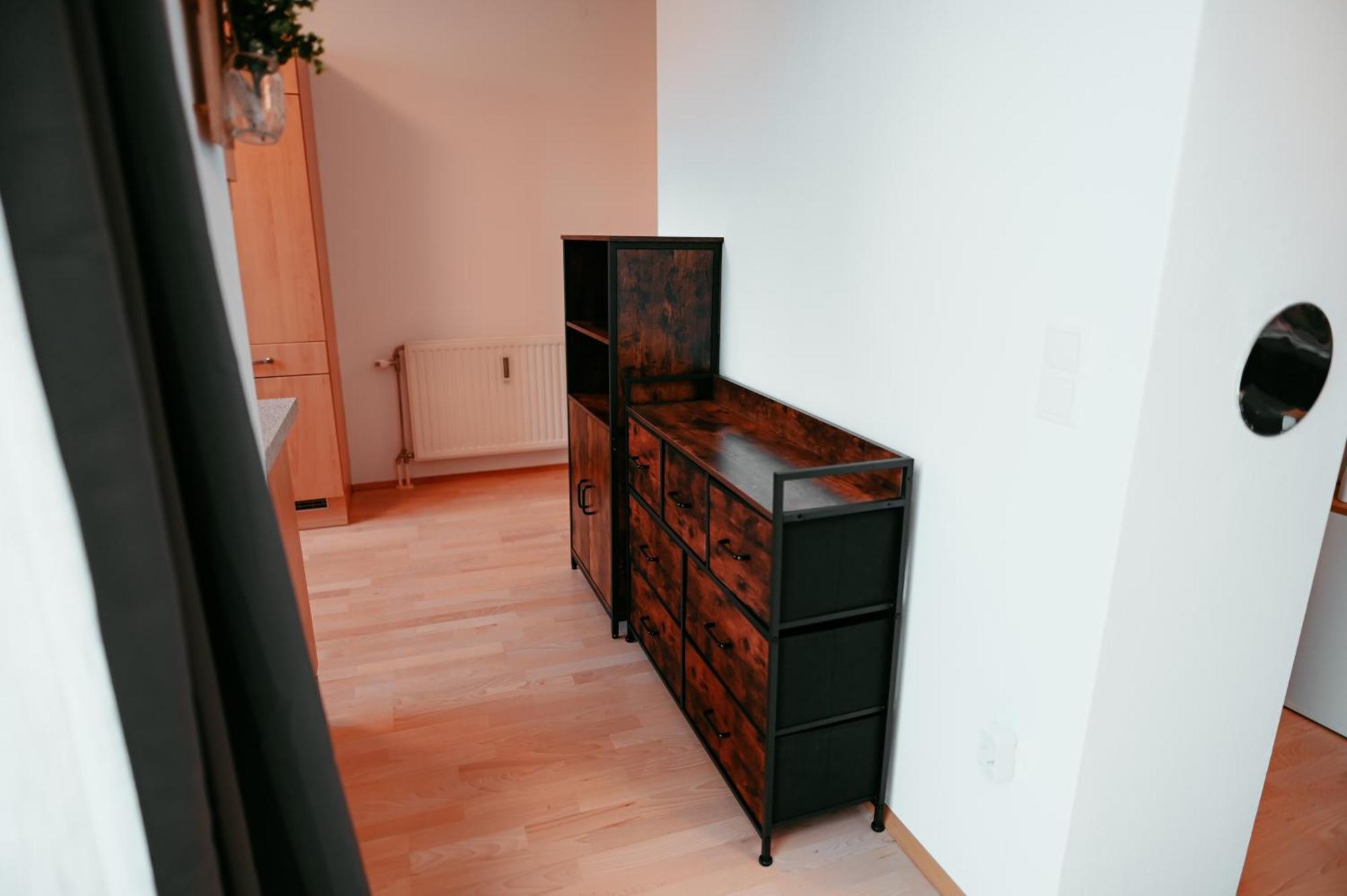 Schoenbrunn Gardens Apartment