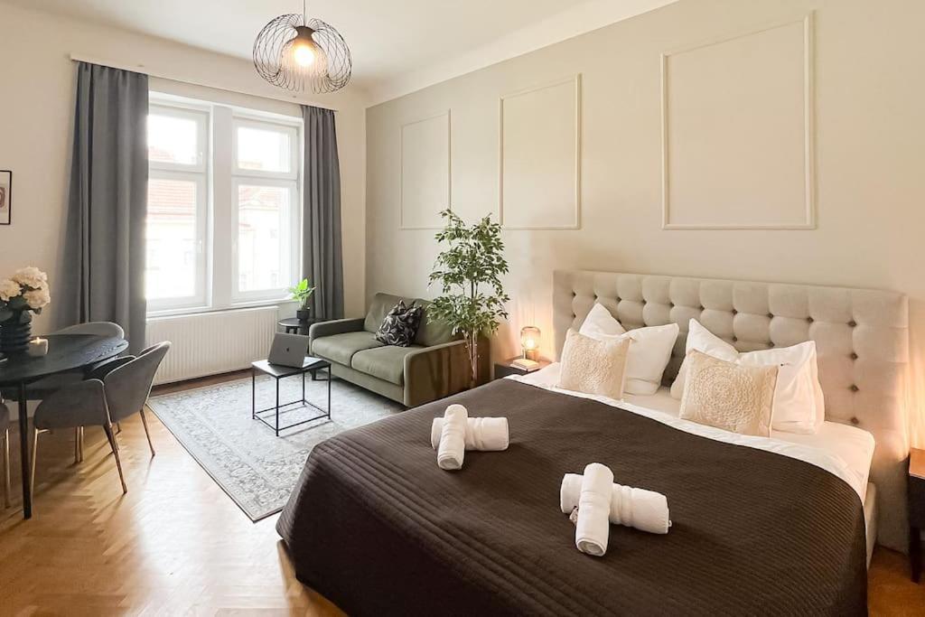 Cozy & 2 Bedroom Apartment Vienna