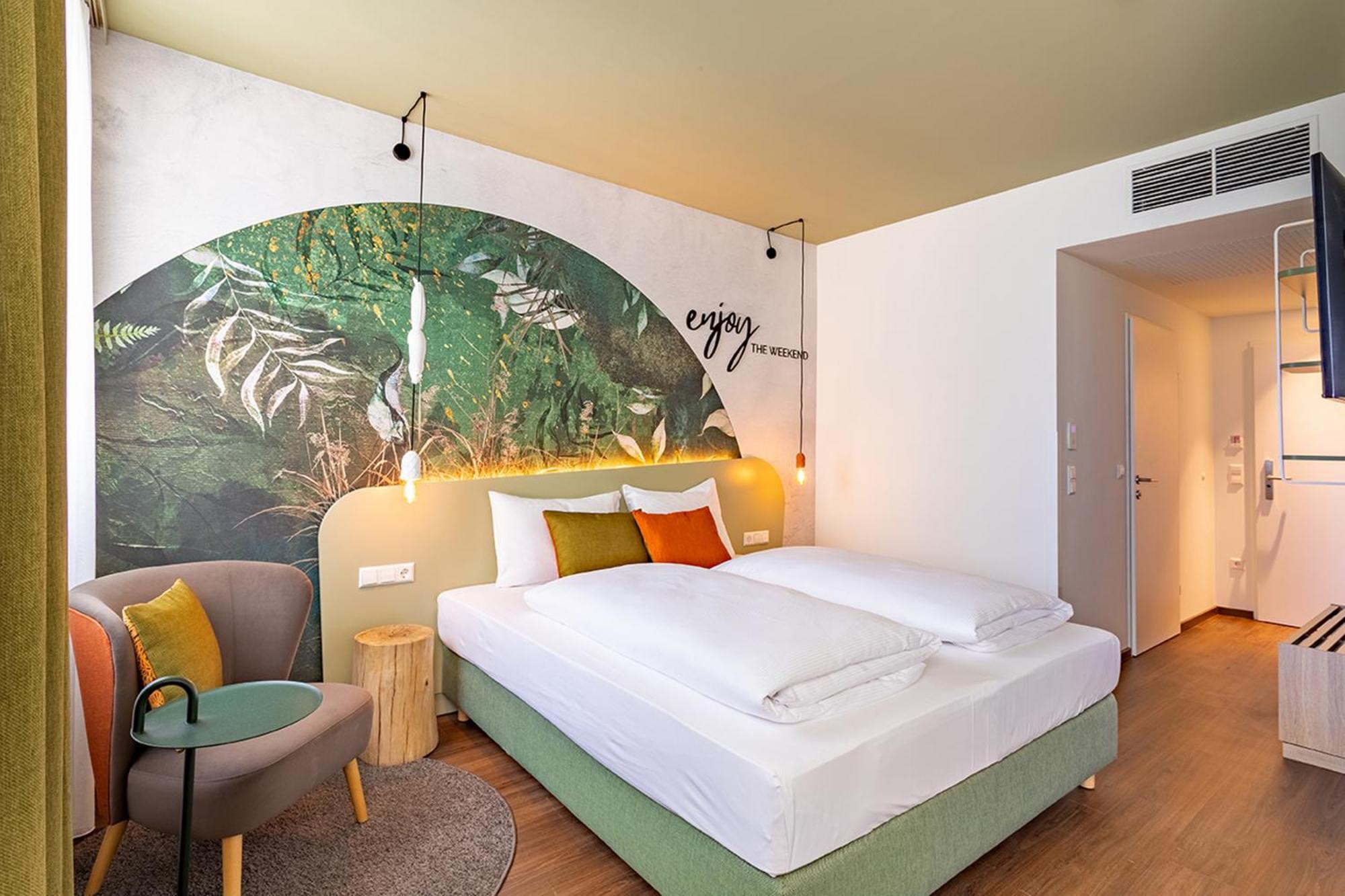 The Weekend 4*