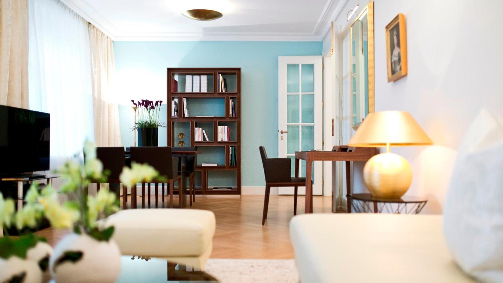 Palais Coburg Hotel 5*