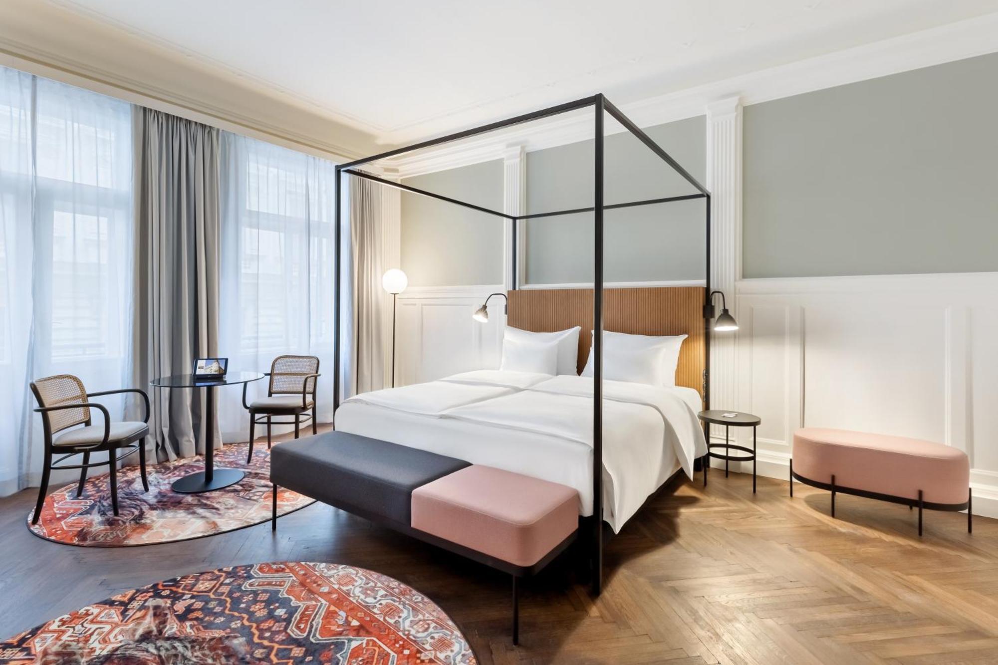 Hotel Astoria 4*