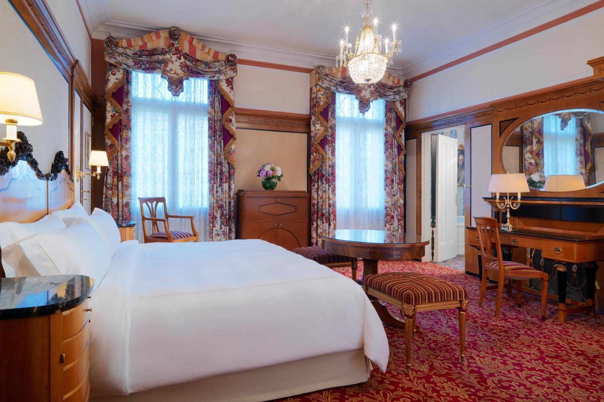 Bristol, A Luxury Collection Hotel, Hotel 5*
