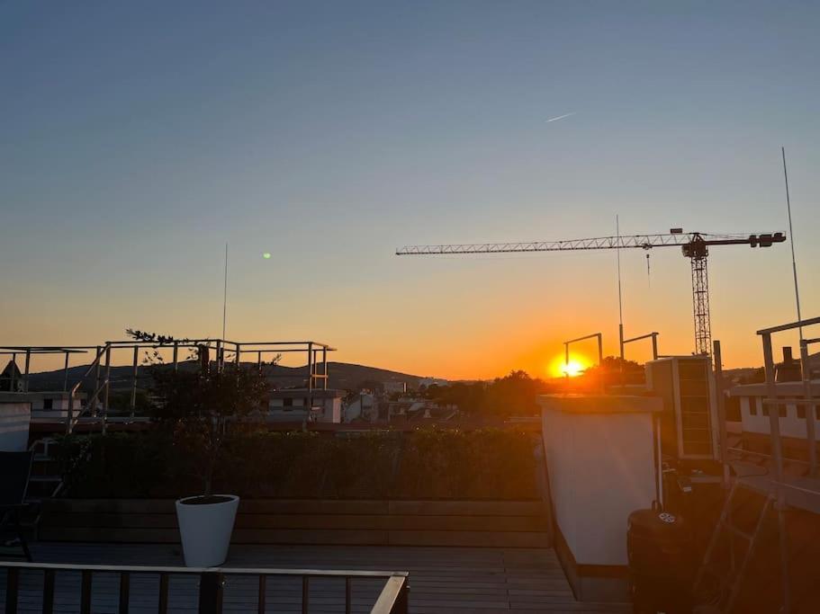 Grosszuegiges Dachterrassen-appartment Mit Klimaanlage Und Wunderbarem Ausblick Vienna
