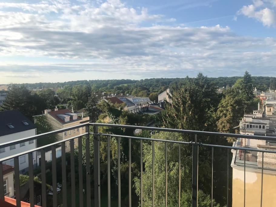Grosszuegiges Dachterrassen-appartment Mit Klimaanlage Und Wunderbarem Ausblick * Vienna