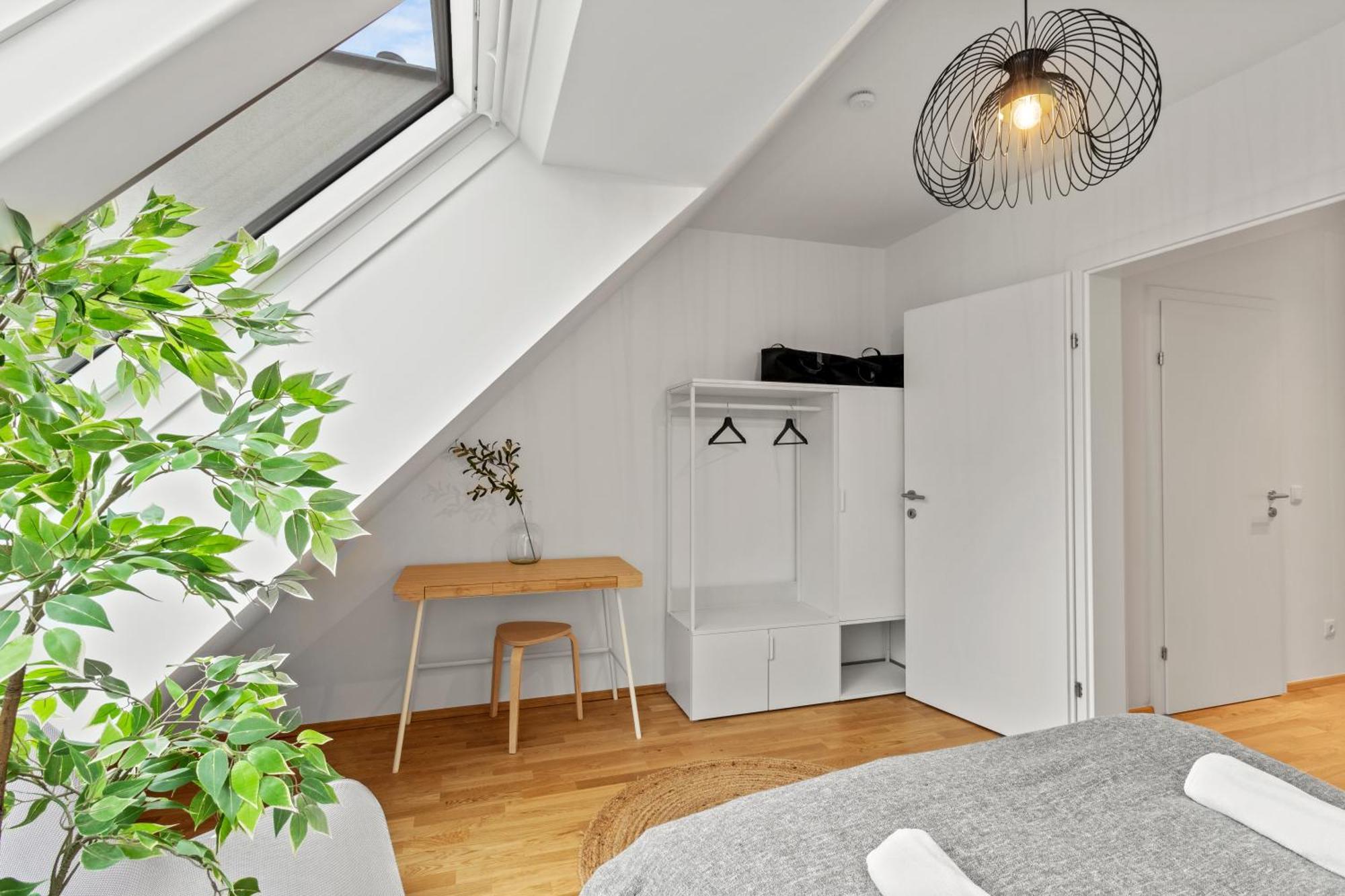 1 Min To Public Transport - 3 Min To Supermarket And Pharmacy - On-site Parking For 19,90 Eur Vienna
