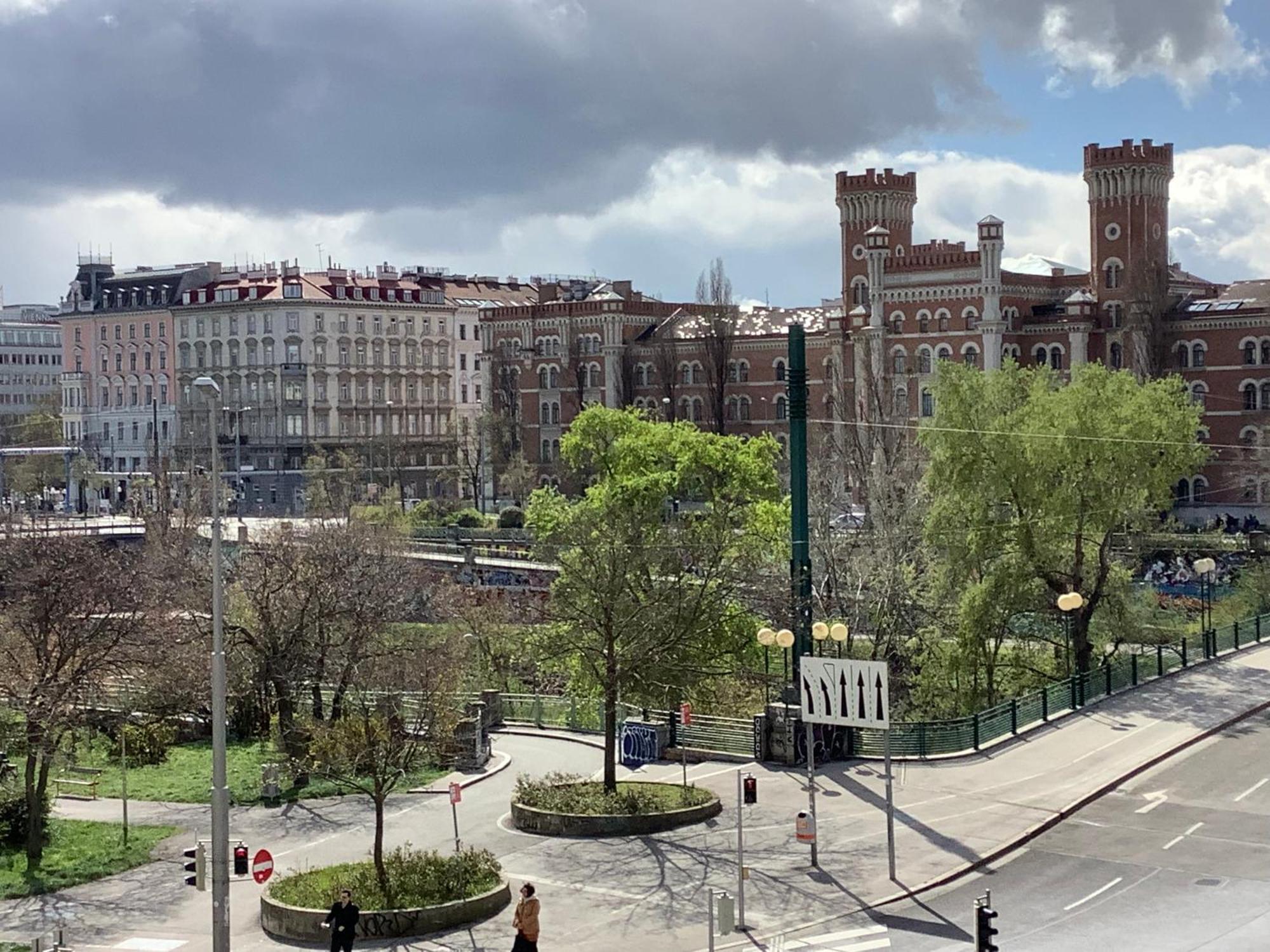 Apartment Central-new ; Marvelous Views