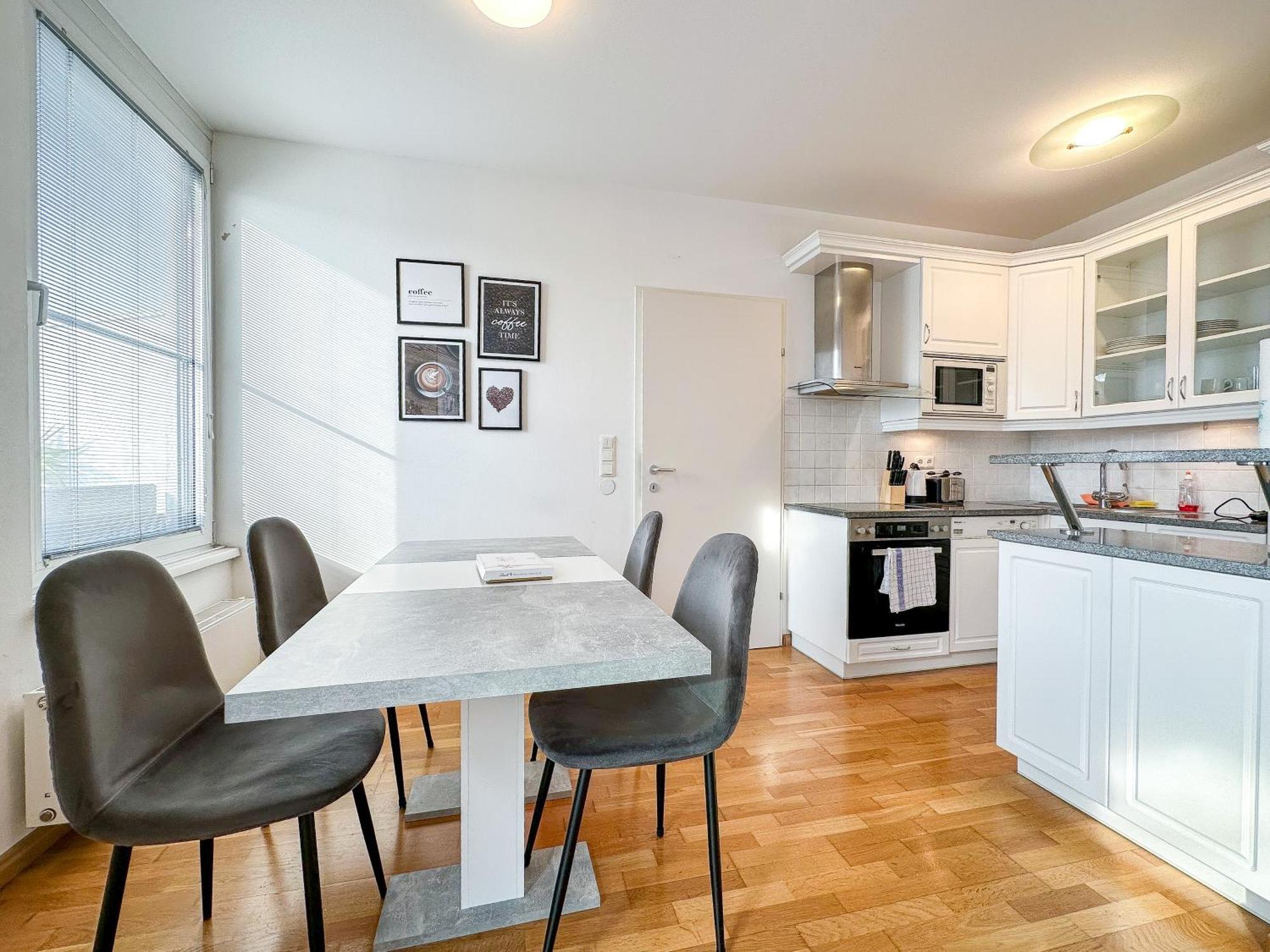 Feelhome-prater-ausblick-terrasse-6 Gaeste-wifi-smart Tv Apartamento *