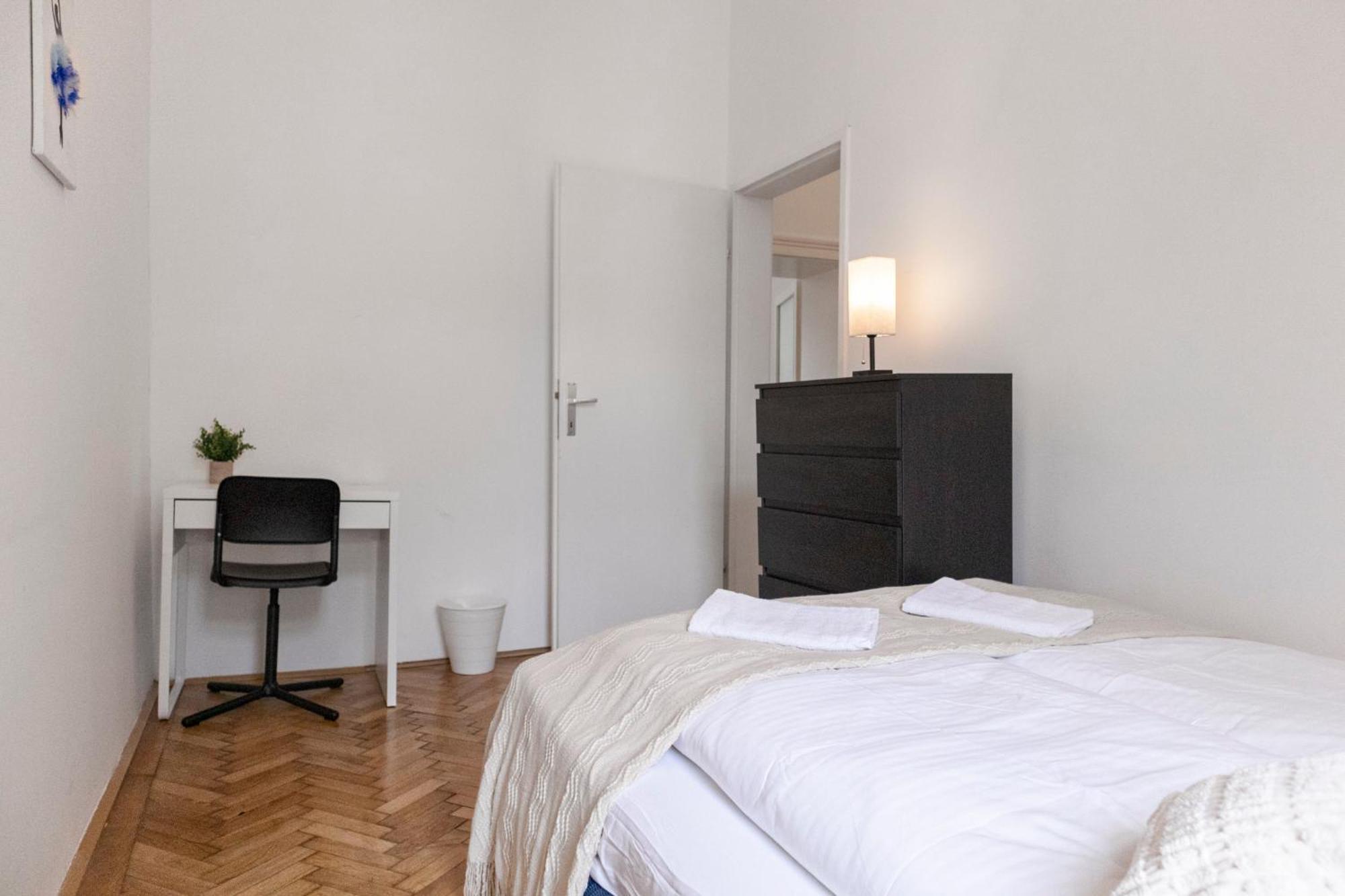 Appartamento Prime Location & Peaceful Shared 2 Bedroom With Backyard Vienna