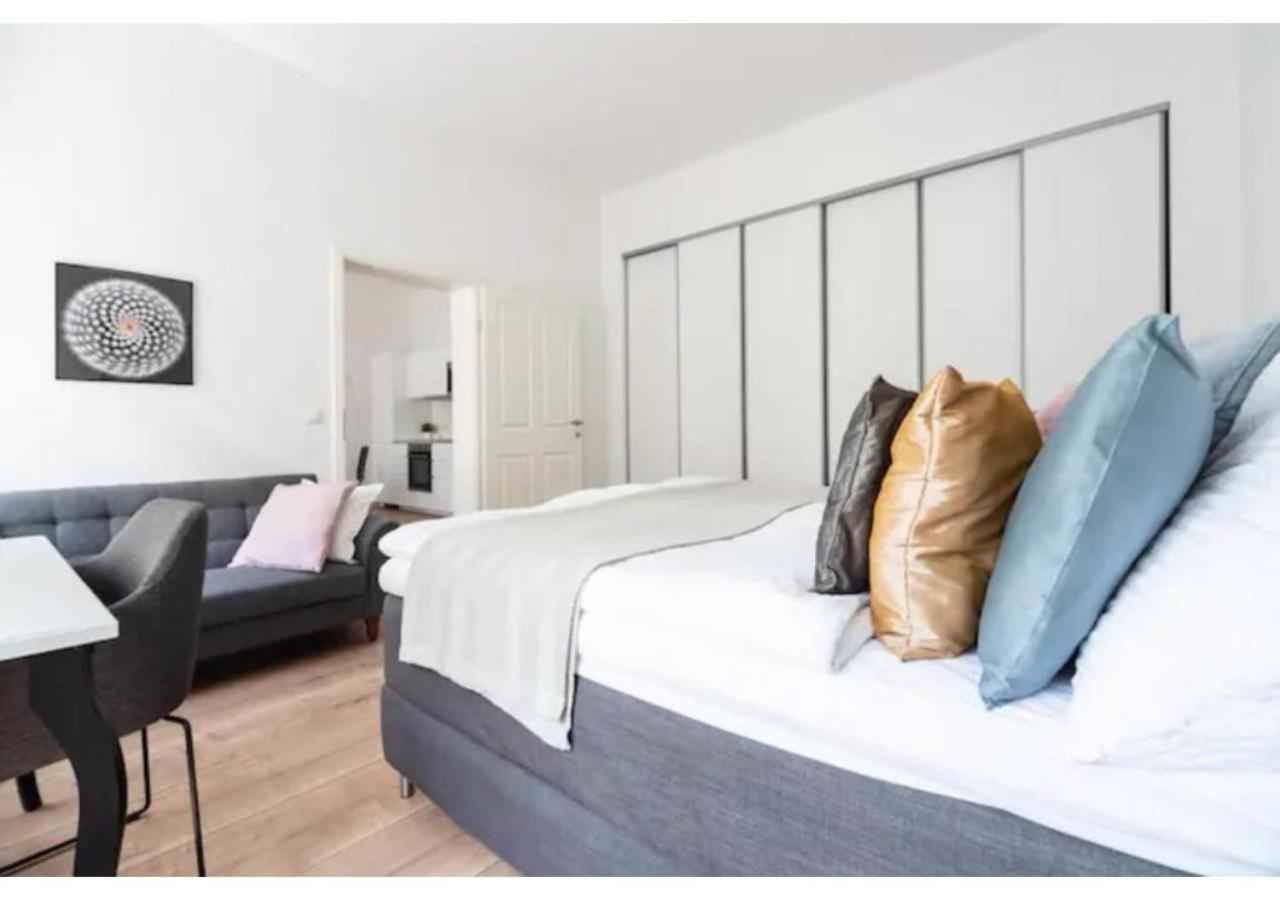 Luxurious And Bright, 5 Min To City Center Apartment Vienna