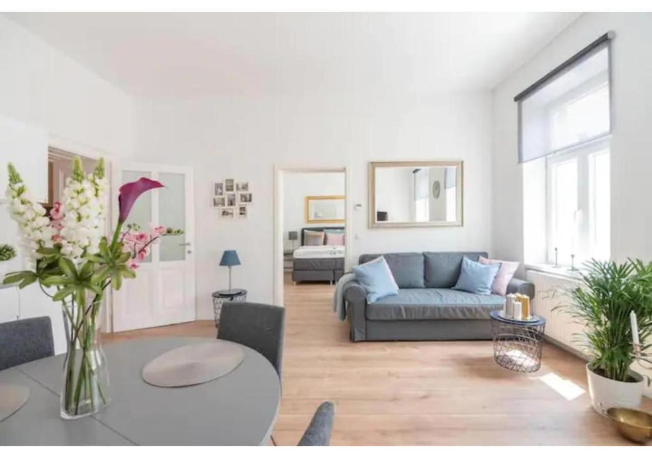 Luxurious And Bright, 5 Min To City Center
