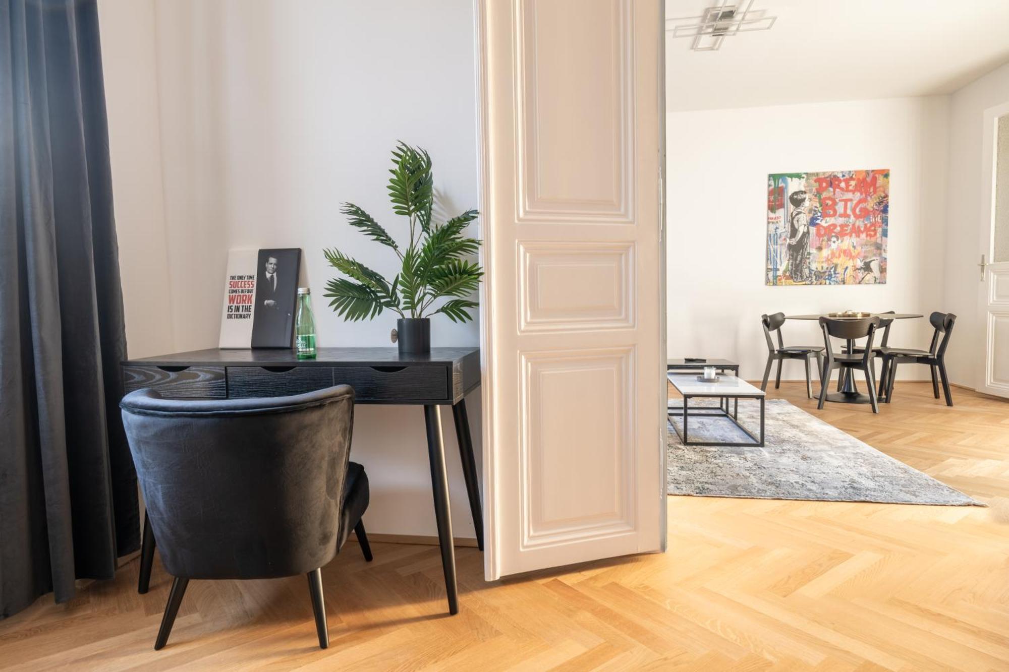 Rochus Stylish Apartment Vienna