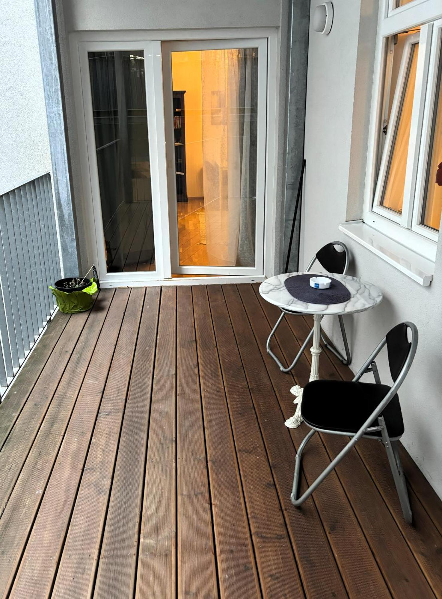 Apartamento Casa Nostra - Ruhige Stadtwohnung Mit Balkon *