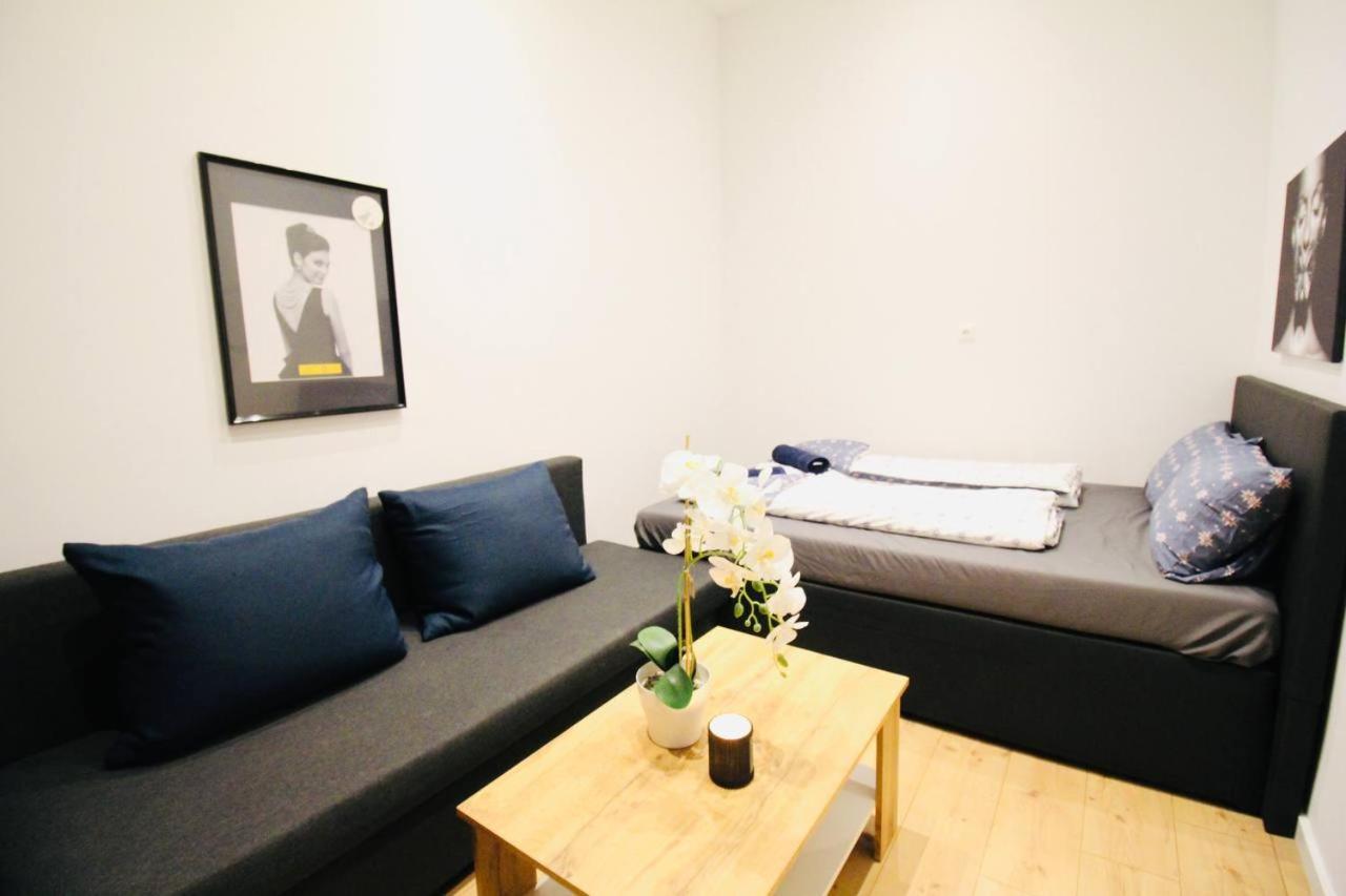 Comfort In Praterstern Area *