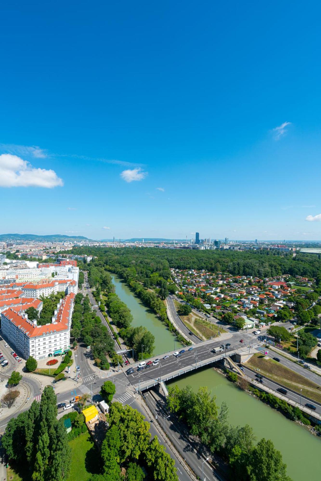 Residence, Donaukanal - Landstrasse Vienna