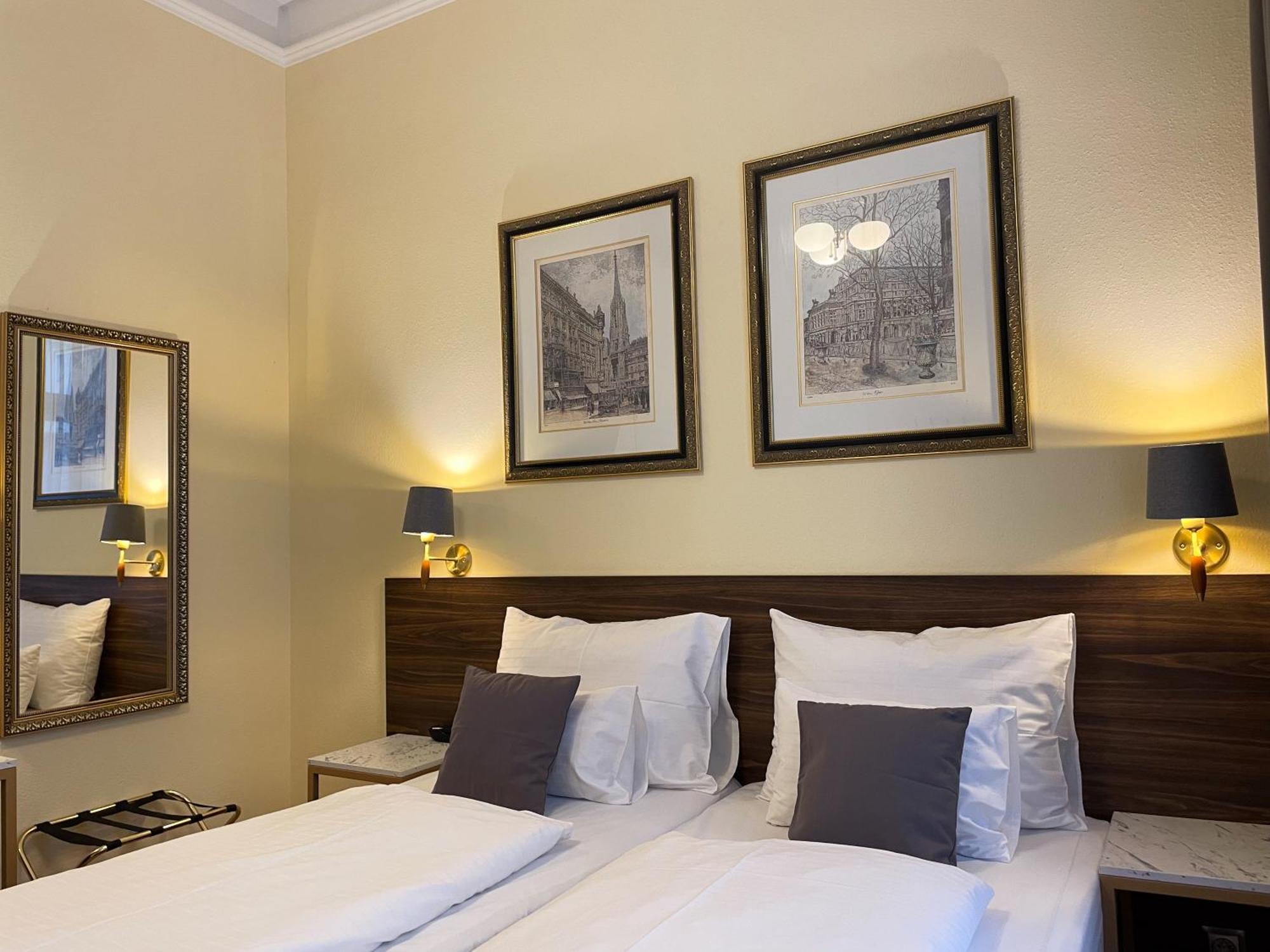 City Hotel Viena