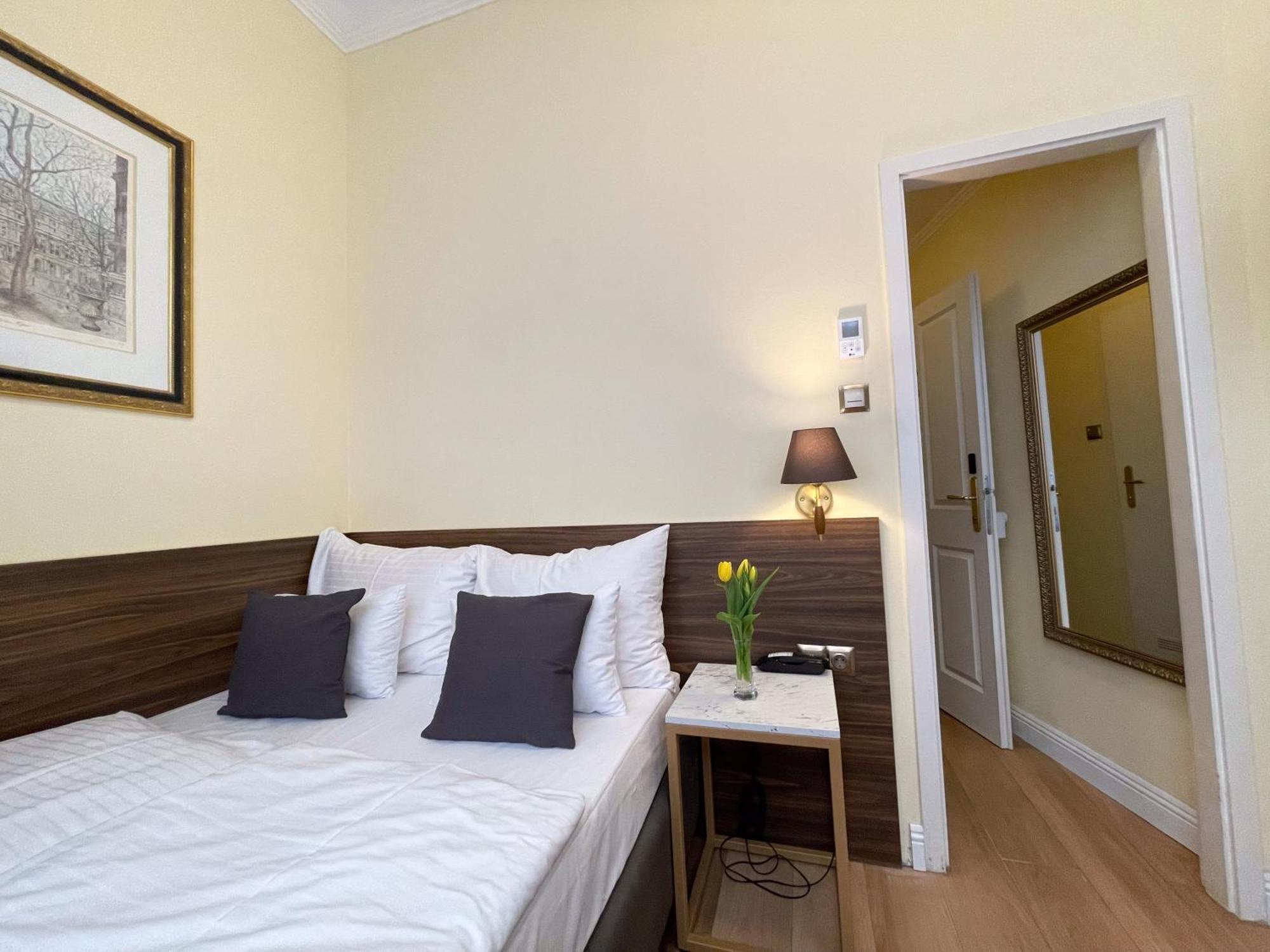 Hotel City